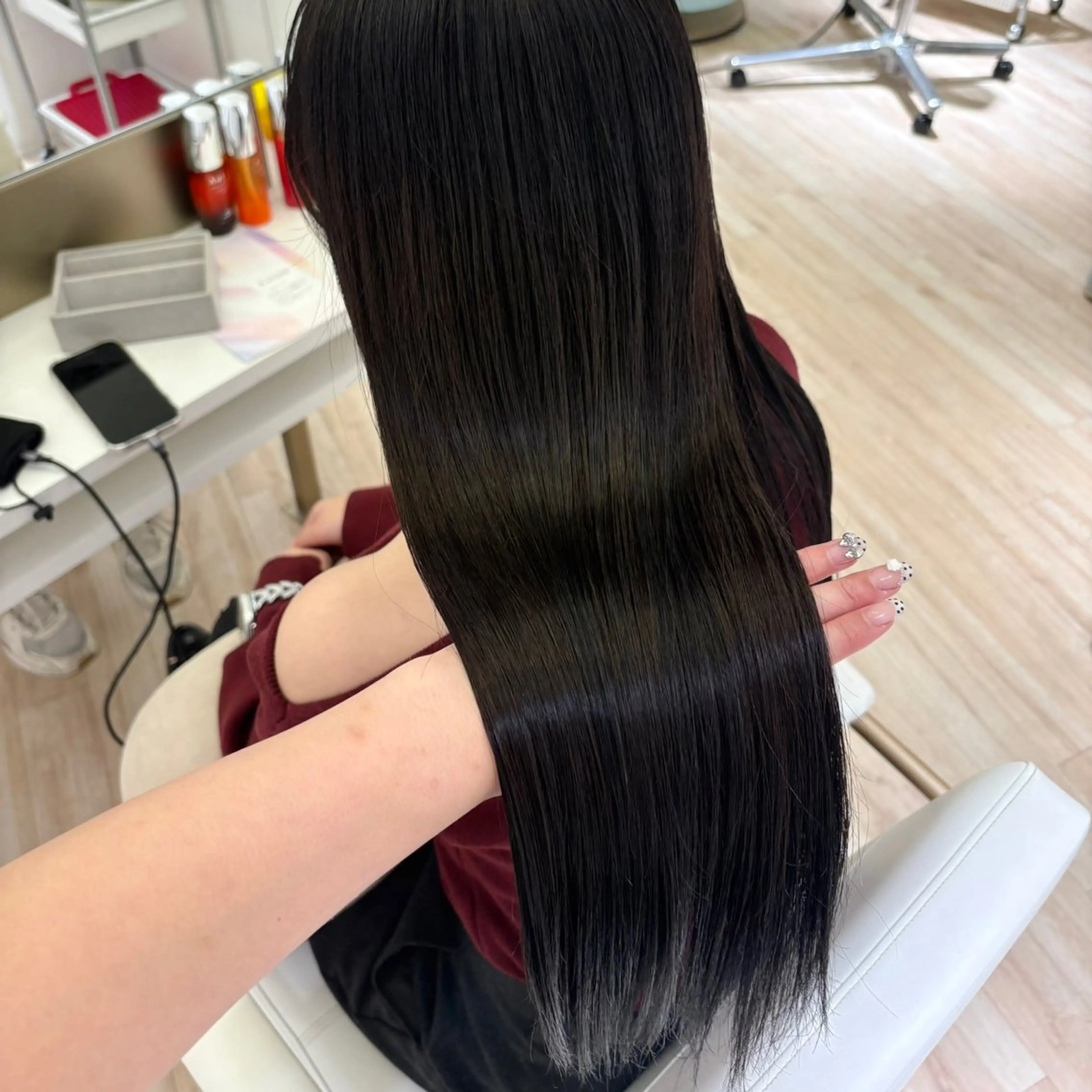 ロング 縮毛矯正 ParveMix 楠本結菜のヘアスタイル