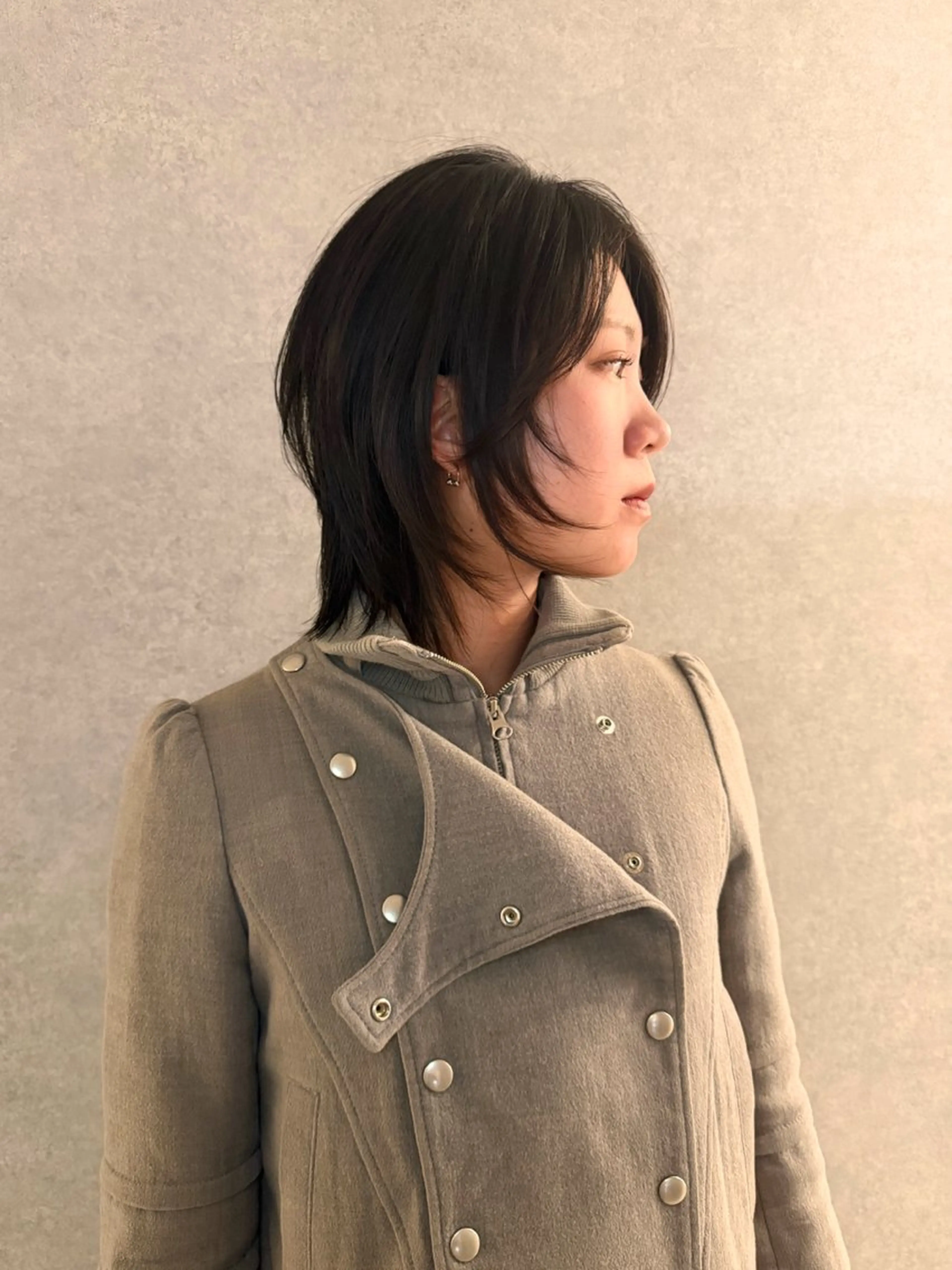 ミディアム カラー ハイトーン/ウルフ/ レイヤー/Asukaのヘアスタイル