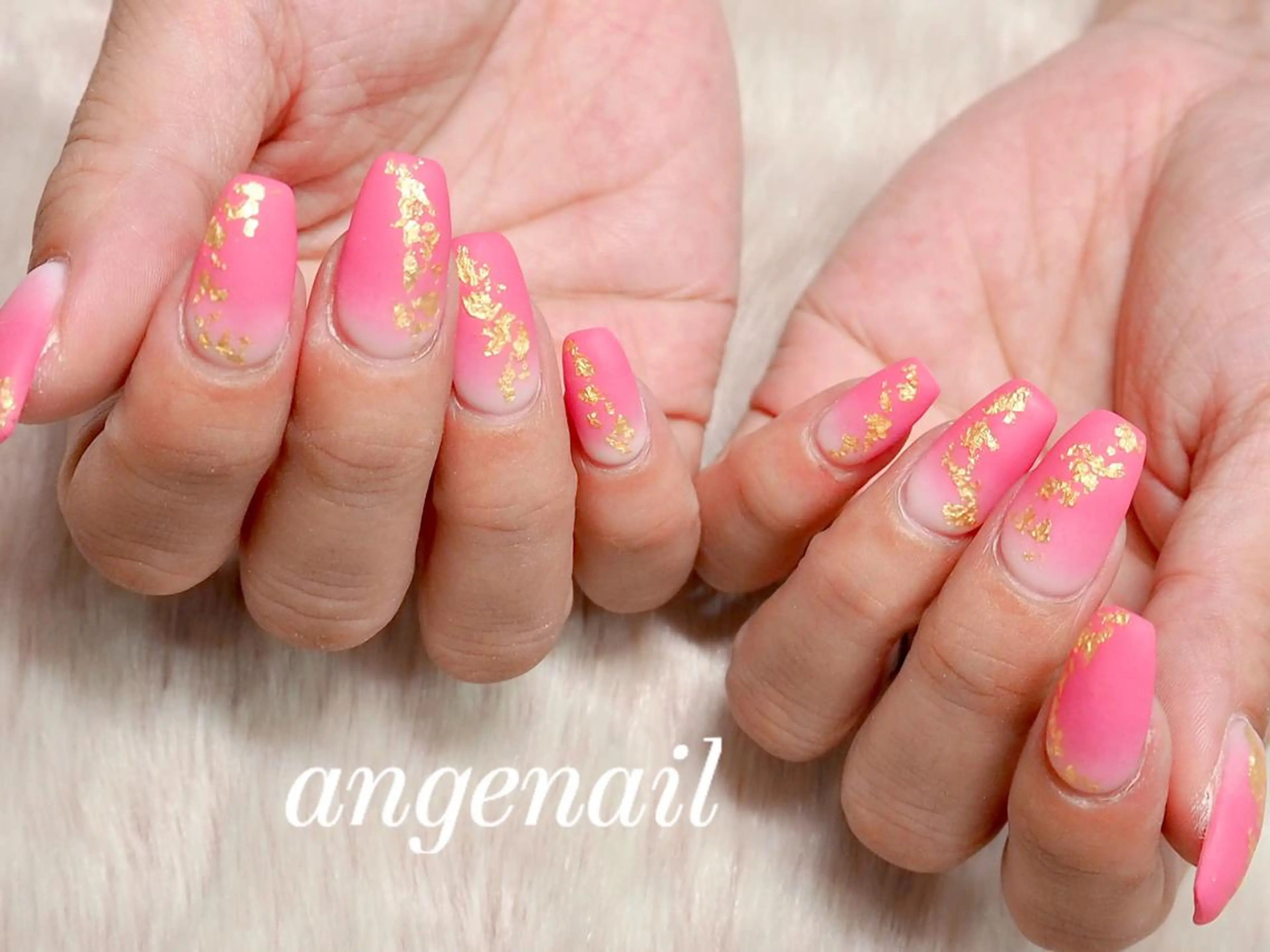 ネイル ハンドネイル オーナーネイリスト MAKIのネイルデザイン