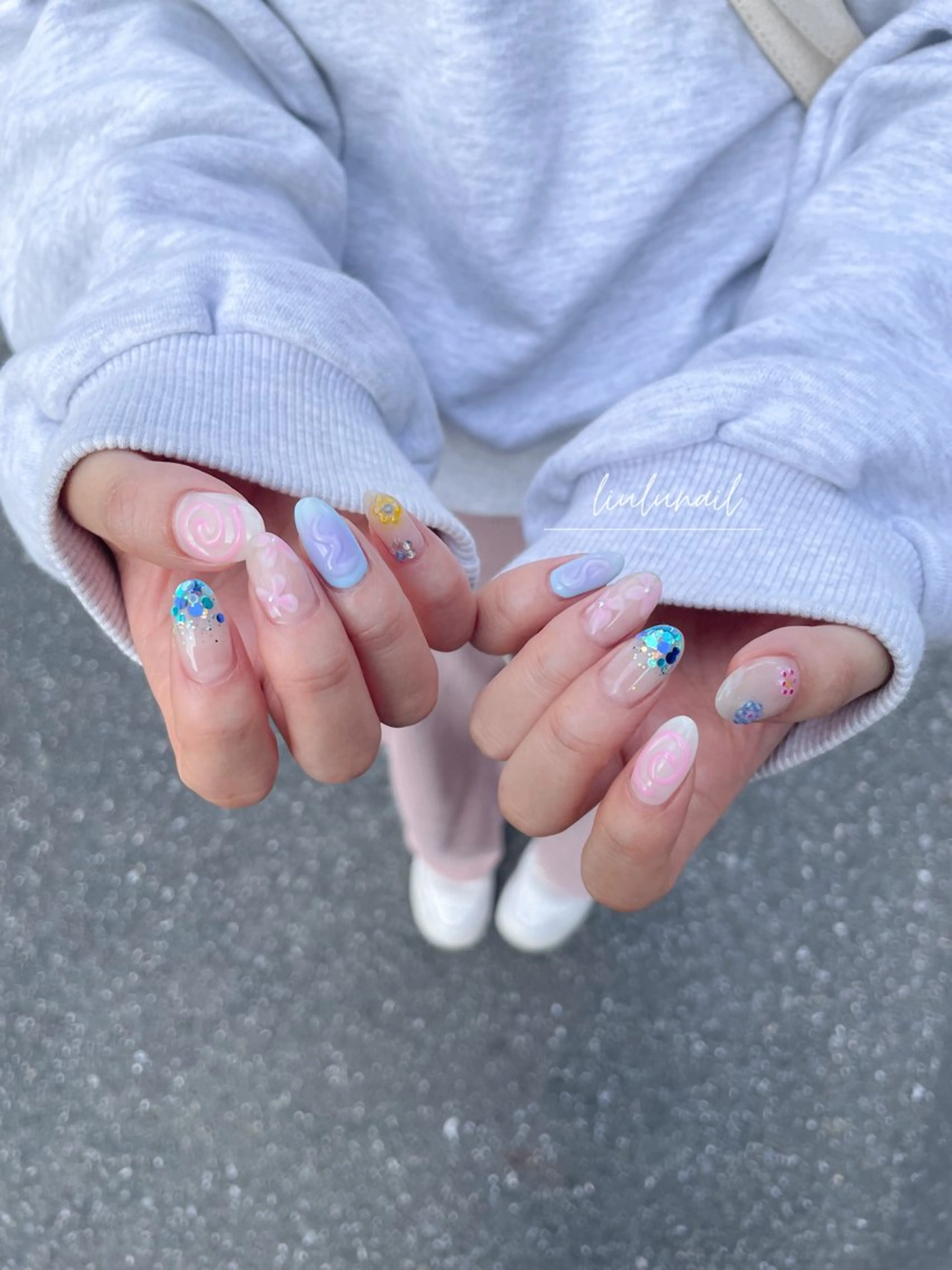 ネイル 持ち込み ハンドネイル liulu nailのネイルデザイン