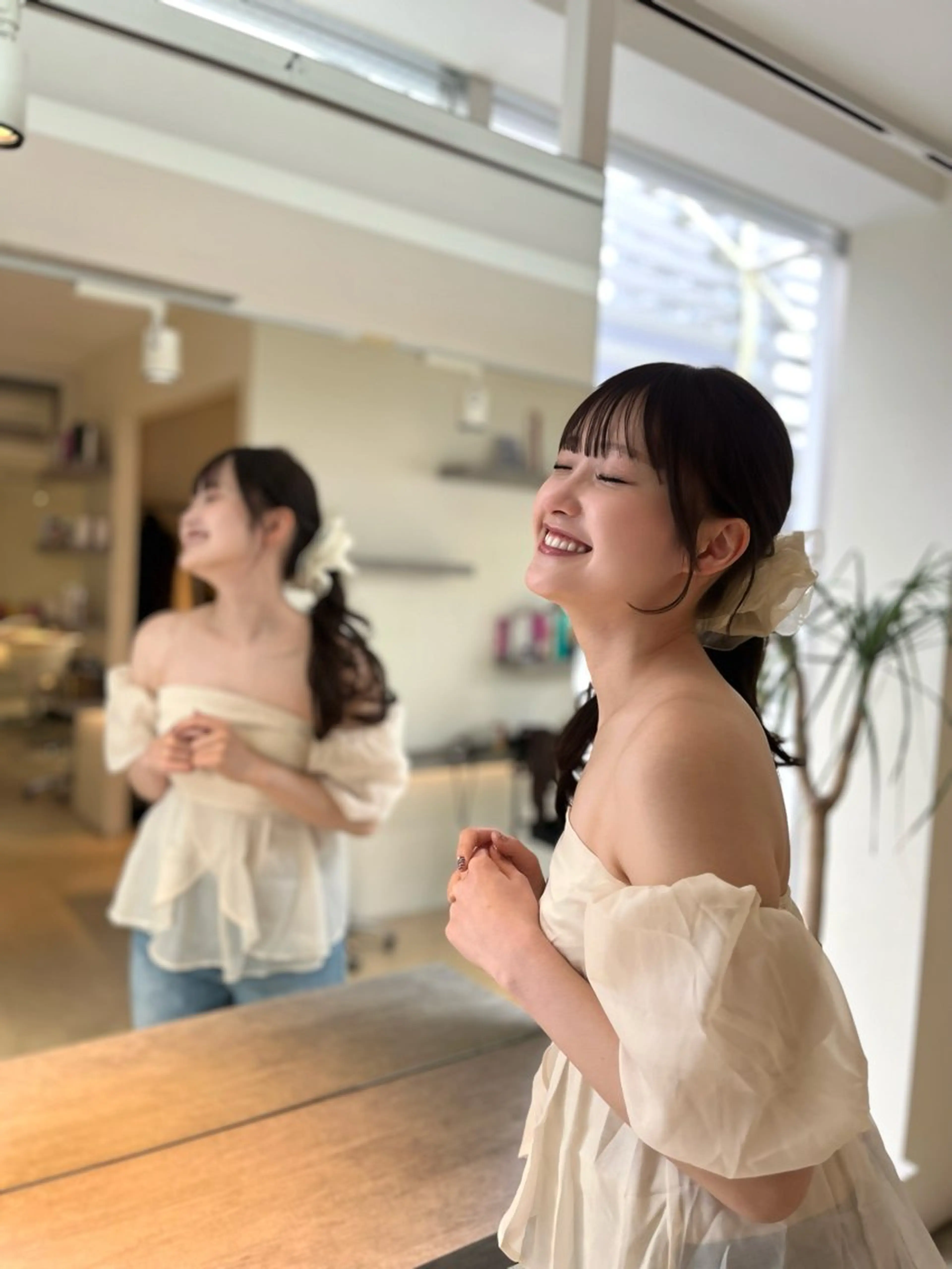 セミロング ヘアカラー トリートメント ♥️透明感×抜け感 ベージュ/佑珠♥️のヘアスタイル