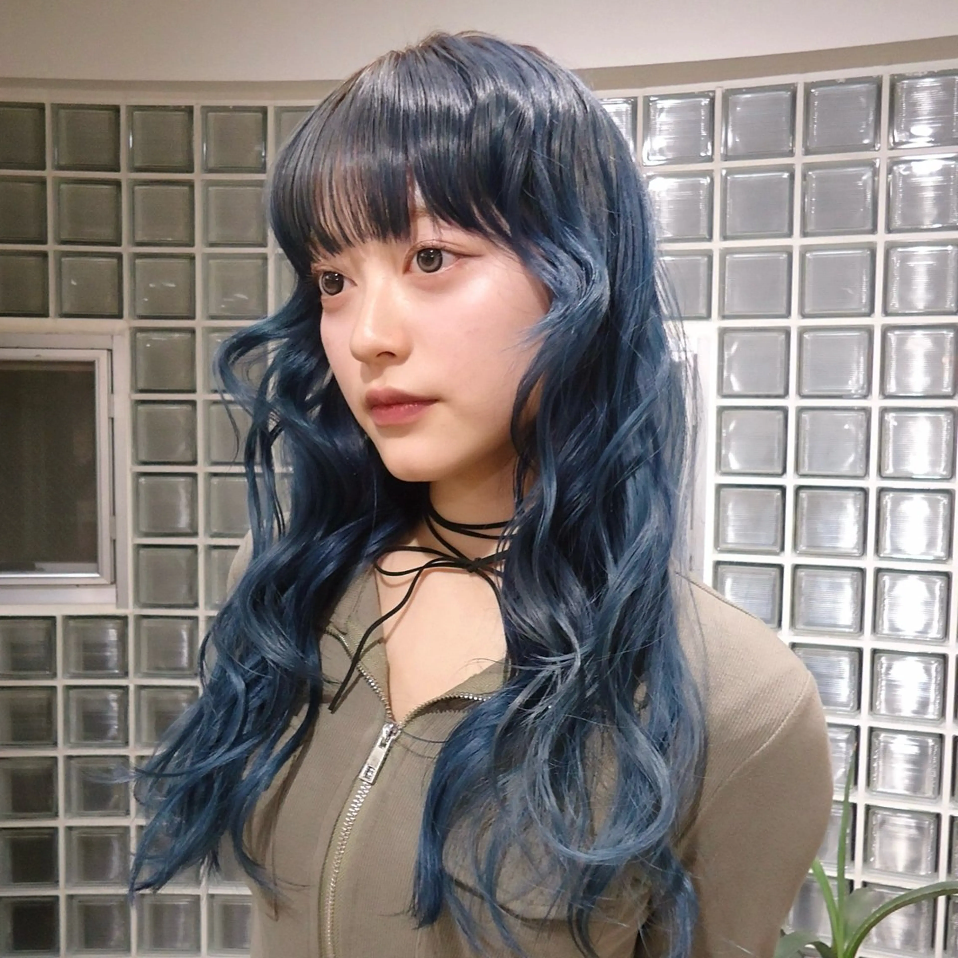 ロング カラー ヘアカラー トリートメント ハイトーン/ベージュ sakiのヘアスタイル