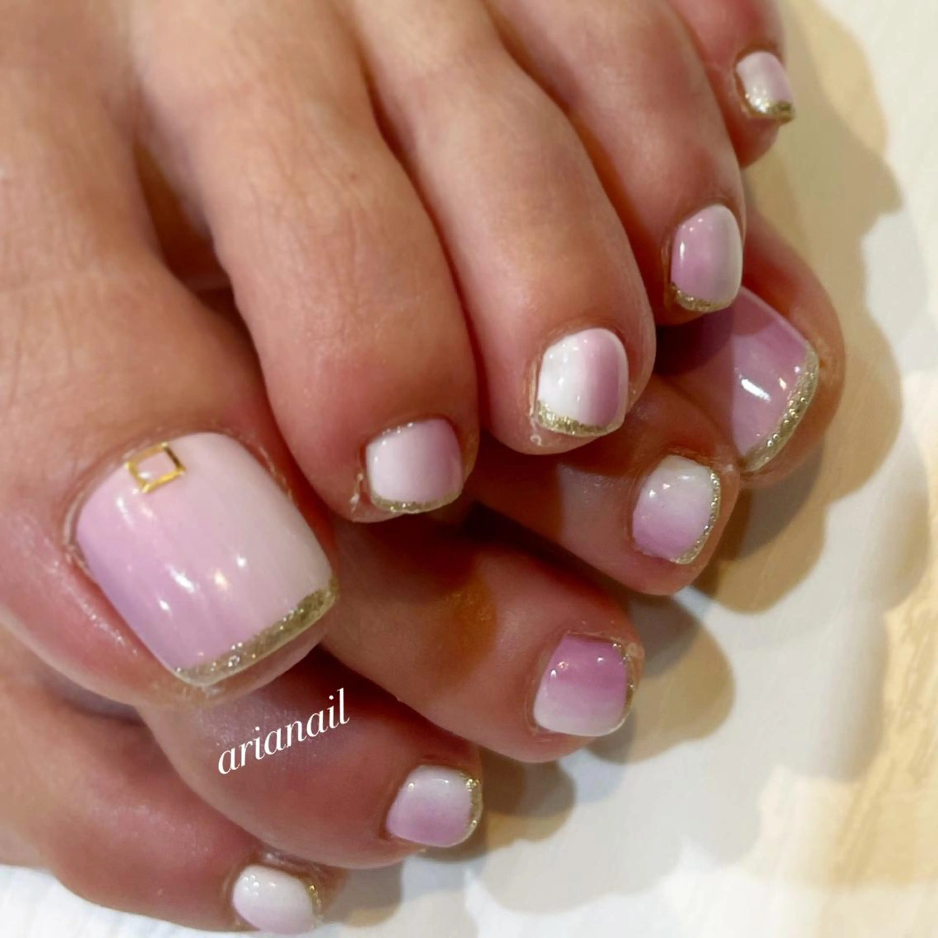 ネイル フットネイル sawasaki kotomiのネイルデザイン