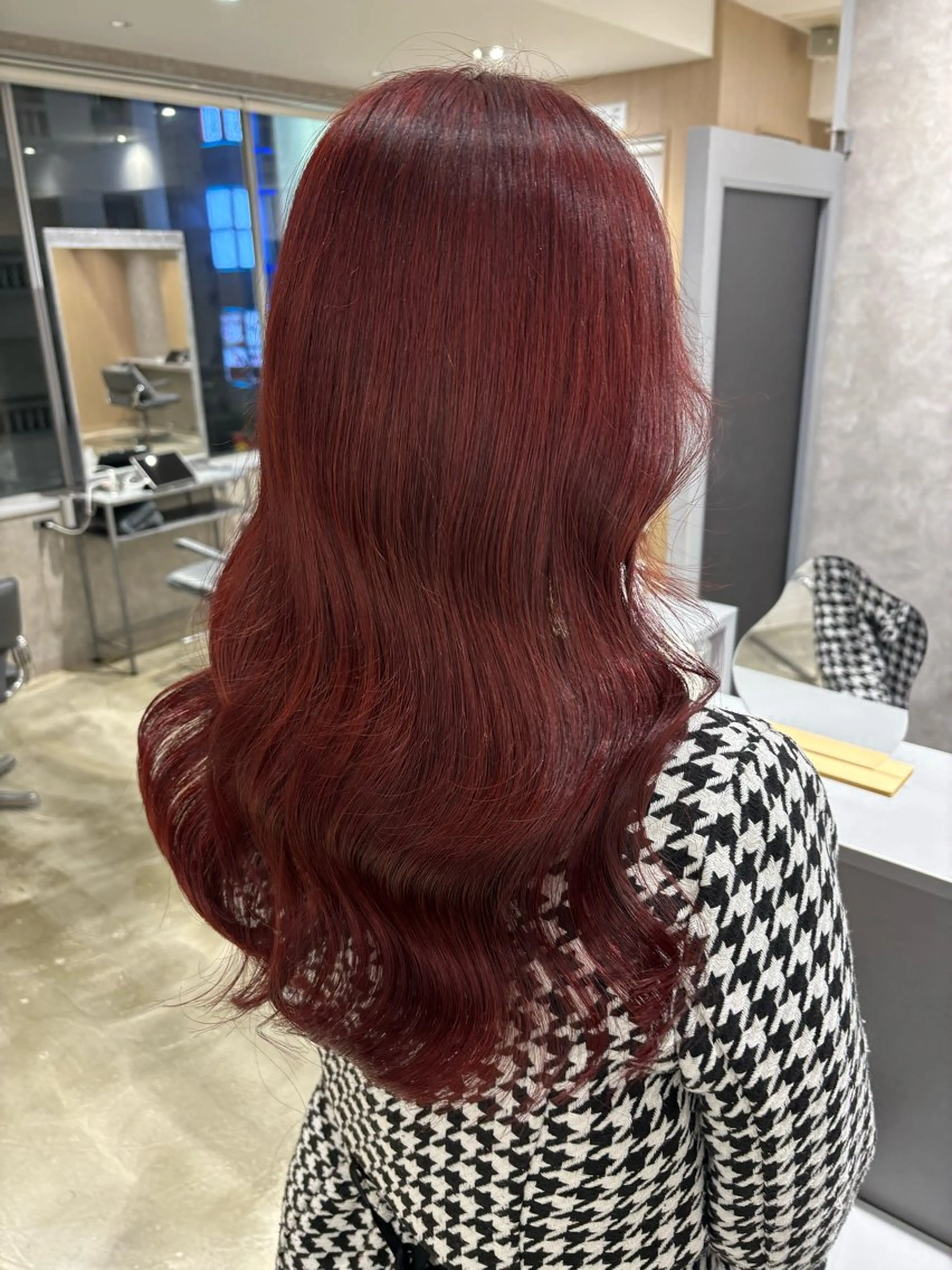 ロング カラー ヘアアレンジ レッドカラー 韓国風ヘア 新宿♥ハッシュカット 暖色カラー♥Unaのヘアスタイル
