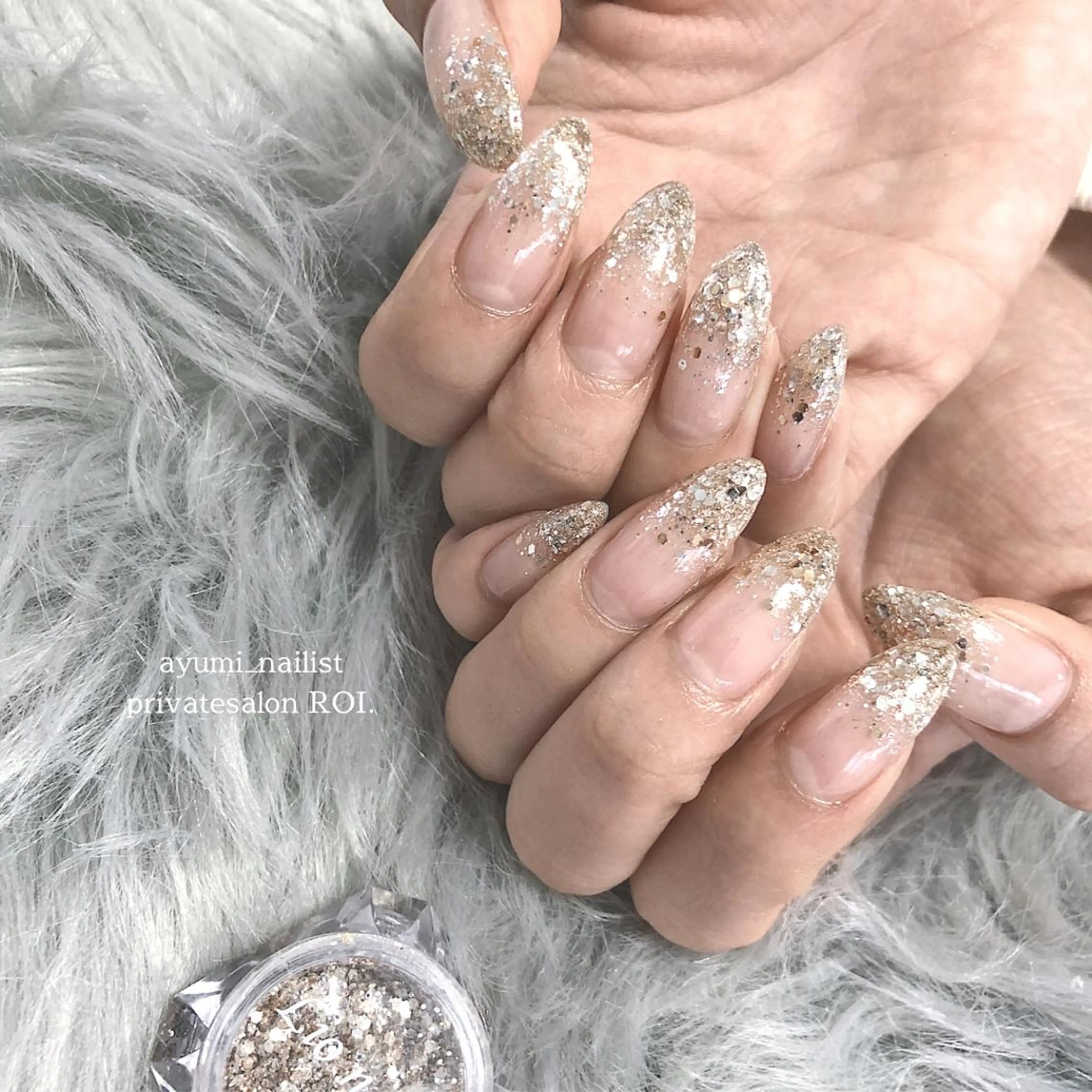 ネイル ラメ(グリッター) ラメグラデーション ハンドネイル ROI. Ayumi.のネイルデザイン