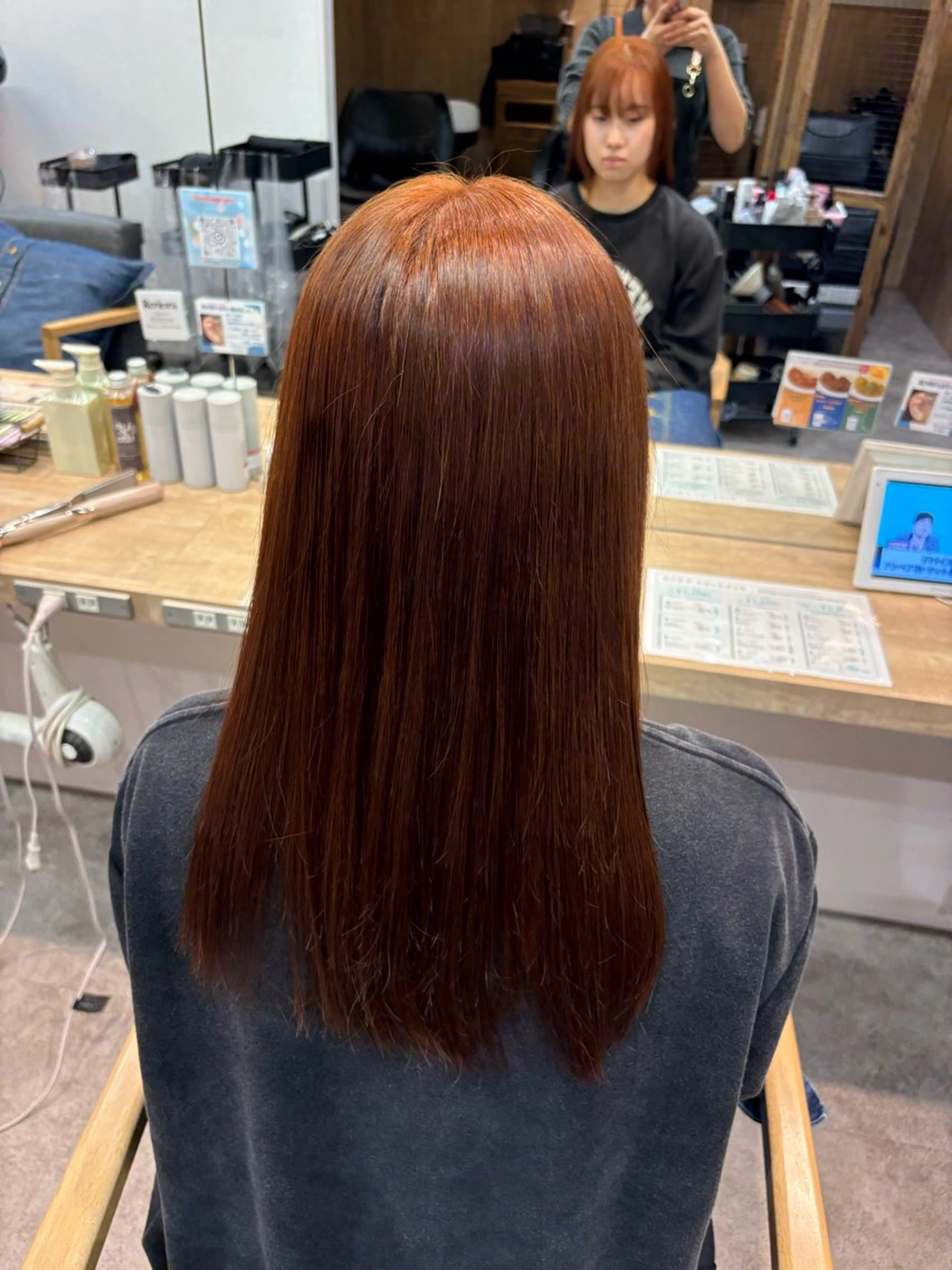 セミロング オレンジブラウン ヘアカラー ブリーチなしダブル/ 韓国/暖色/平塚のヘアスタイル