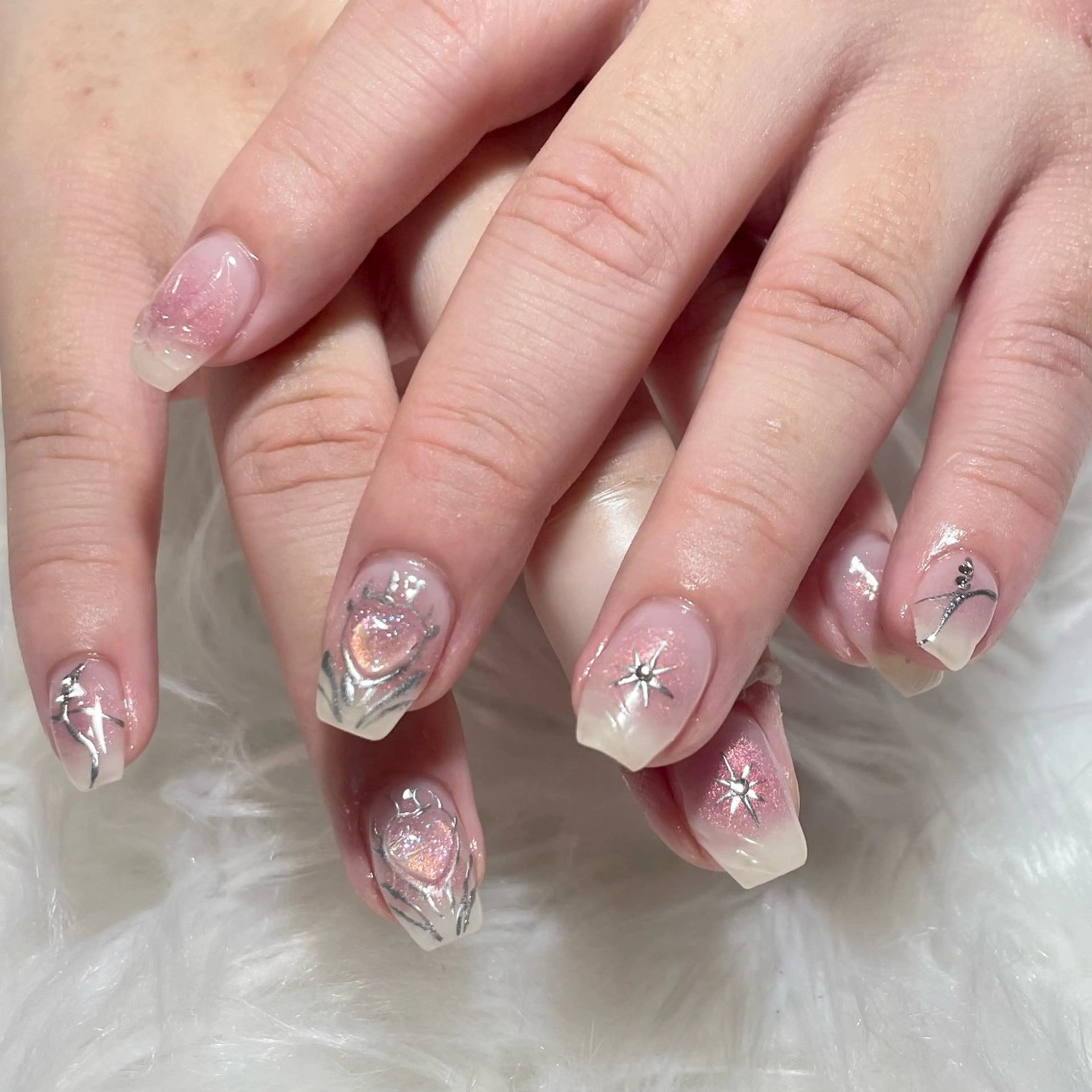 ネイル 持ち込み neige Kouzukiのネイルデザイン