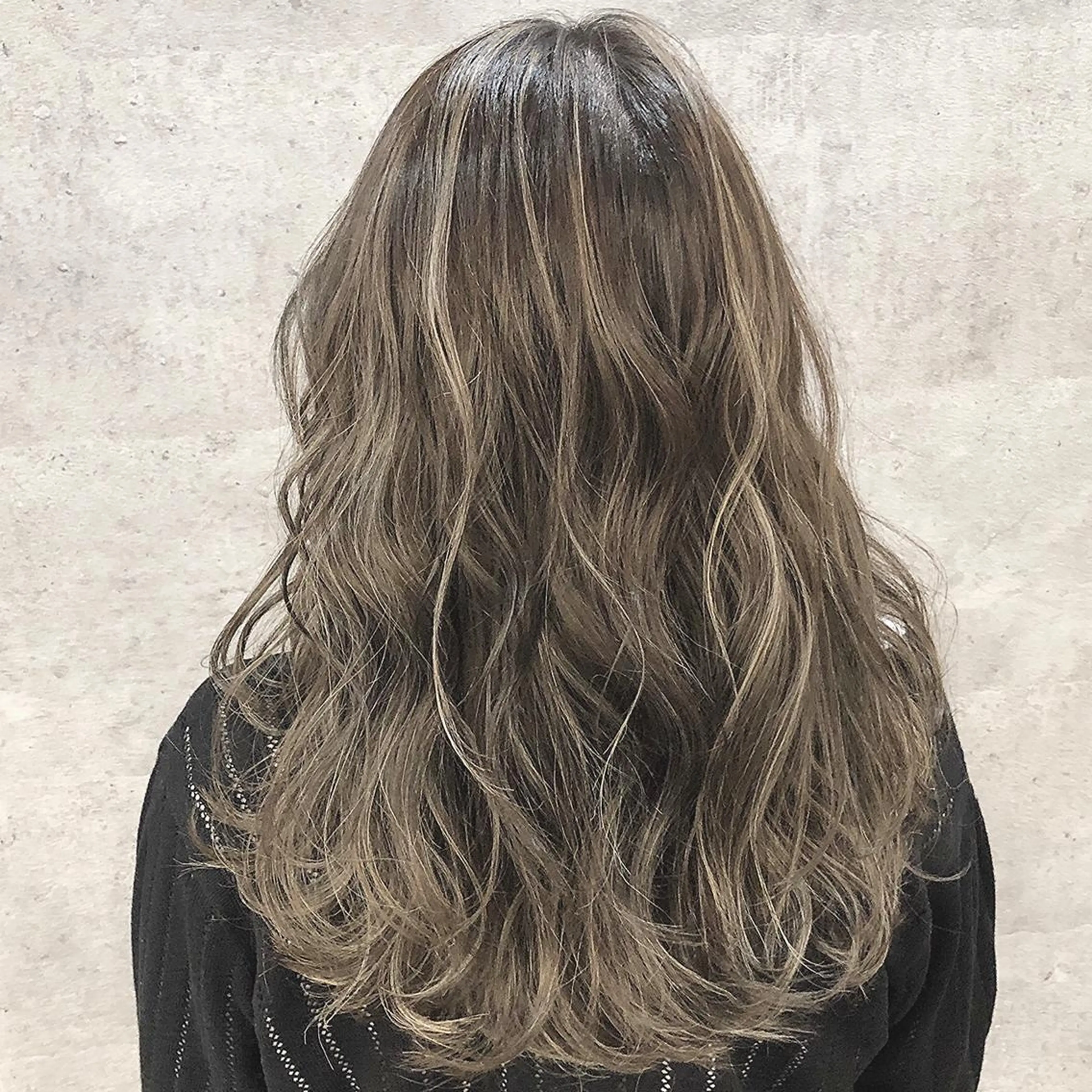 ロング ハイライト ✨MiL✨ ✨心斎橋✨のヘアスタイル