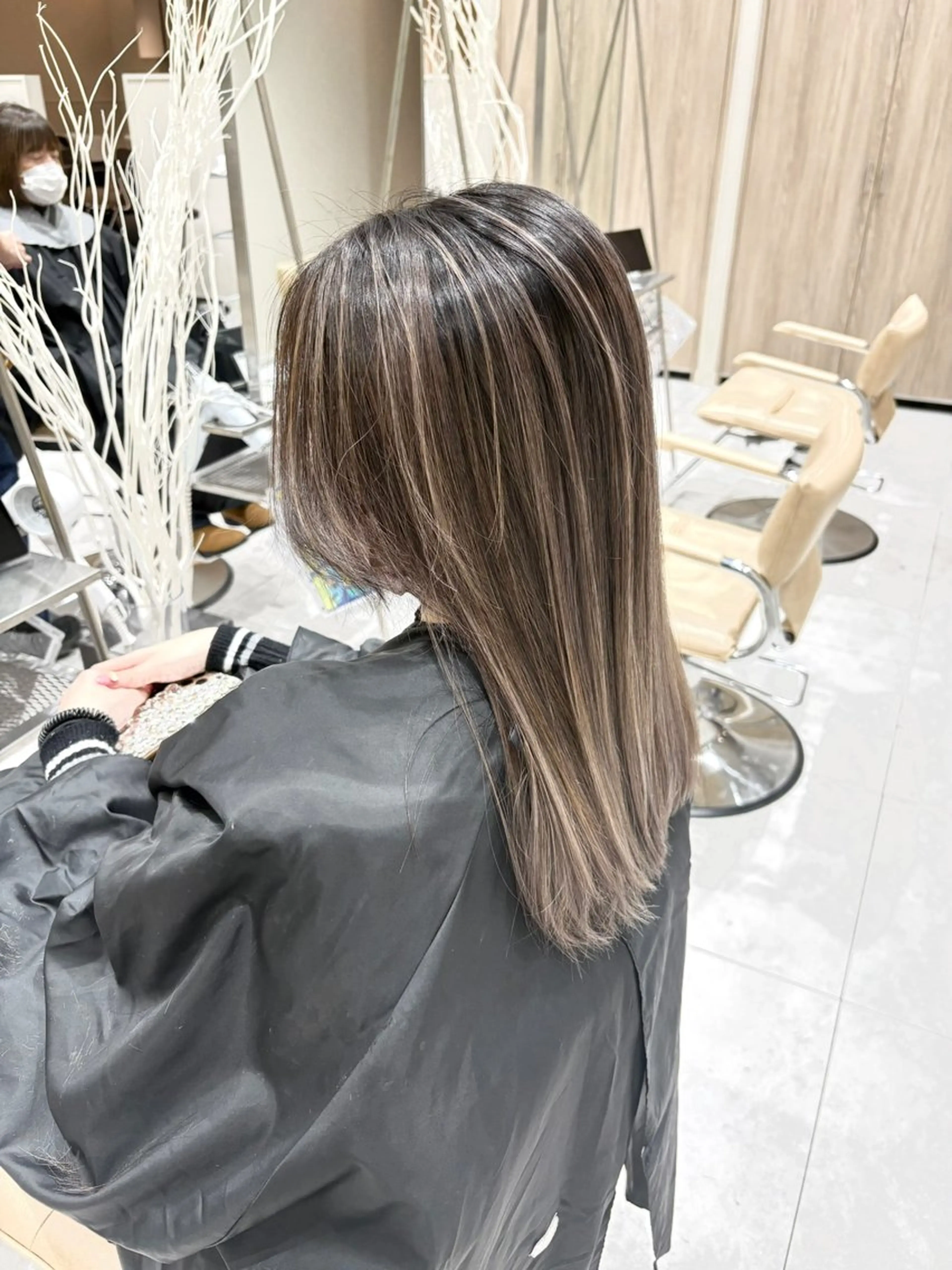 似合わせカット➕ダメージレスバレイヤージュカラーの写真