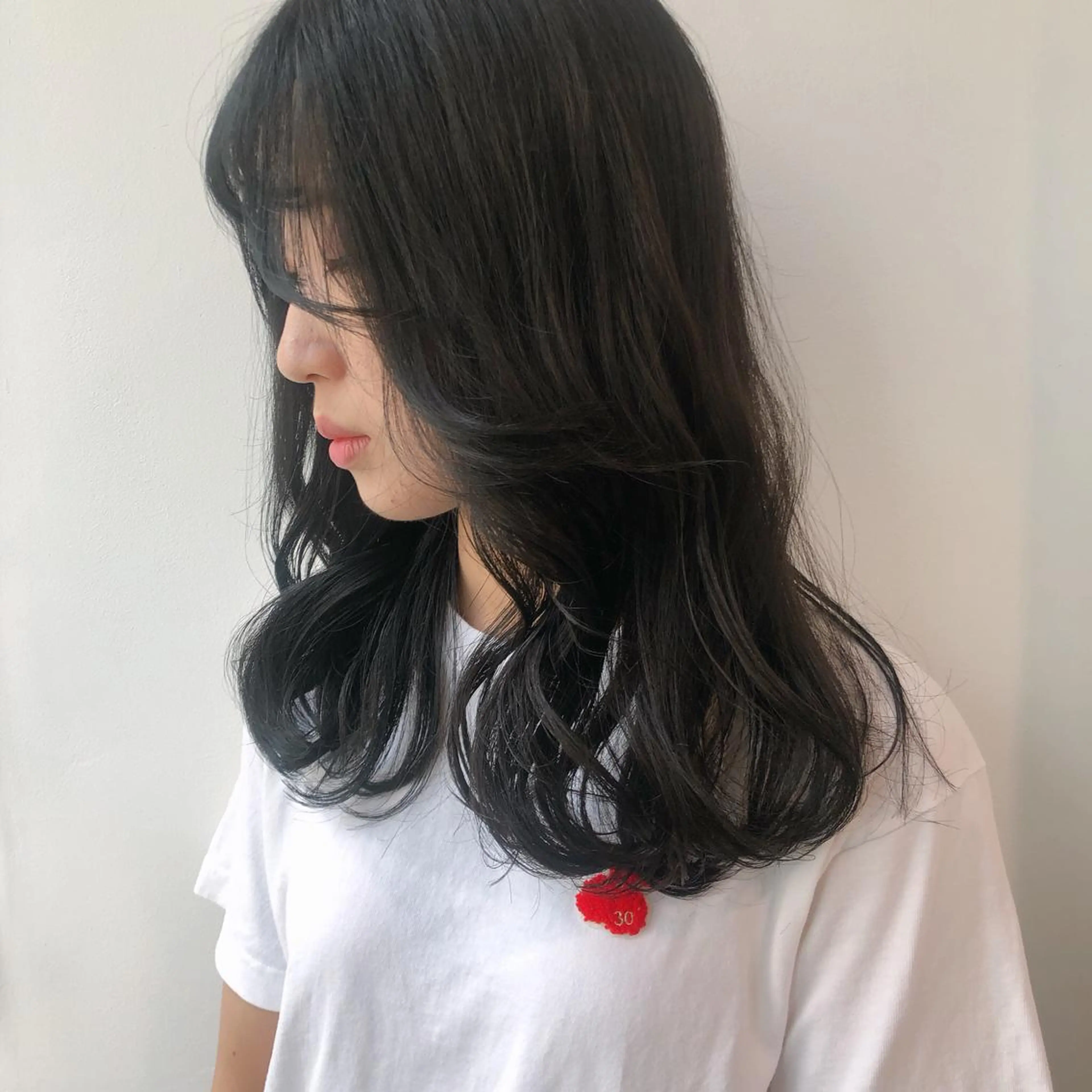 ミディアム カラー アッシュ ベージュカラー ブリーチ 透明感カラー ブリーチなしカラー ヘアカラー トリートメント ❤️sai❤️ official❤️のヘアスタイル