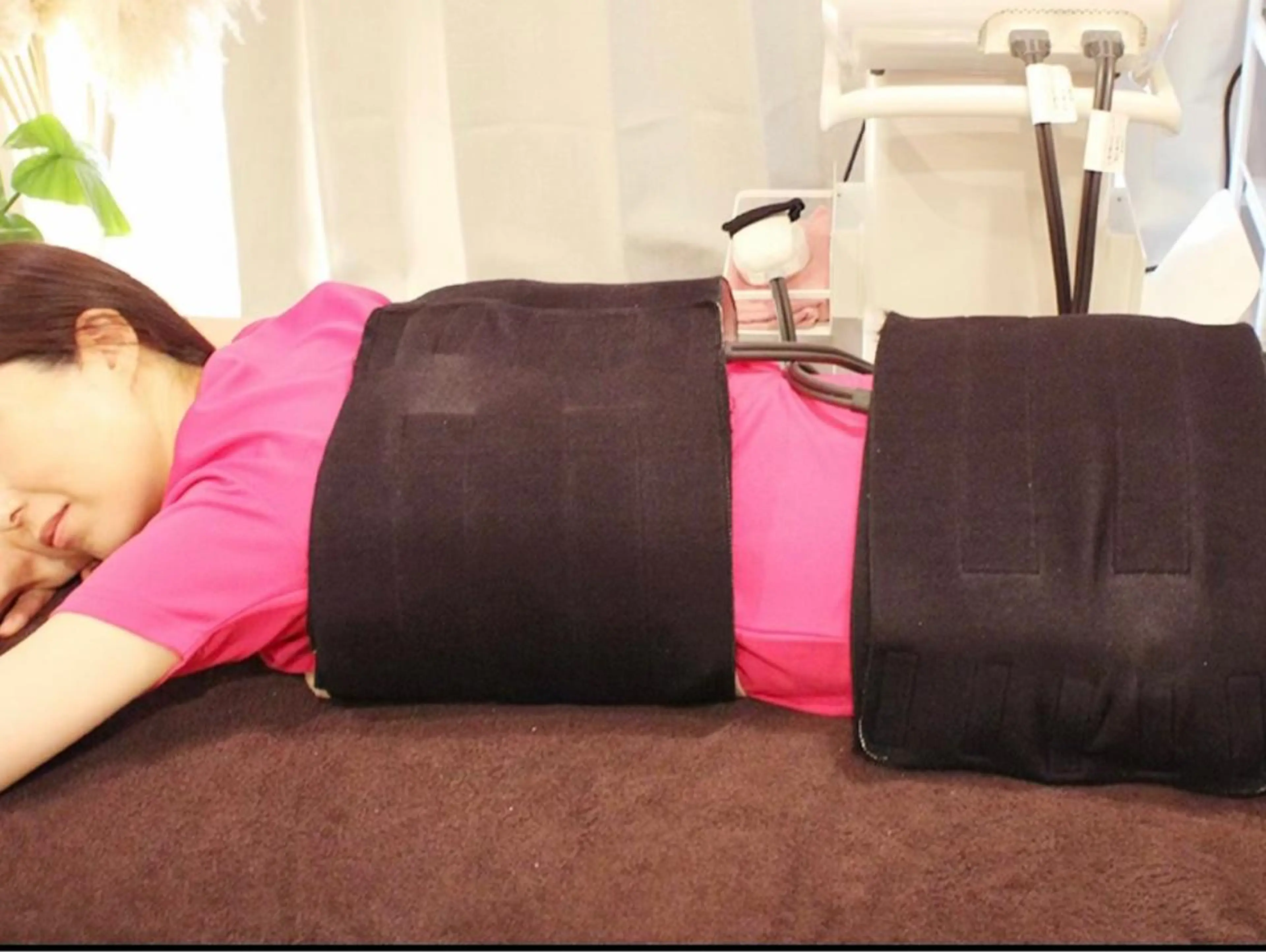 【筋金入りの猫背&しぶとい肩,首コリ根本改善】全身骨格矯正80分 ※首から下の写真