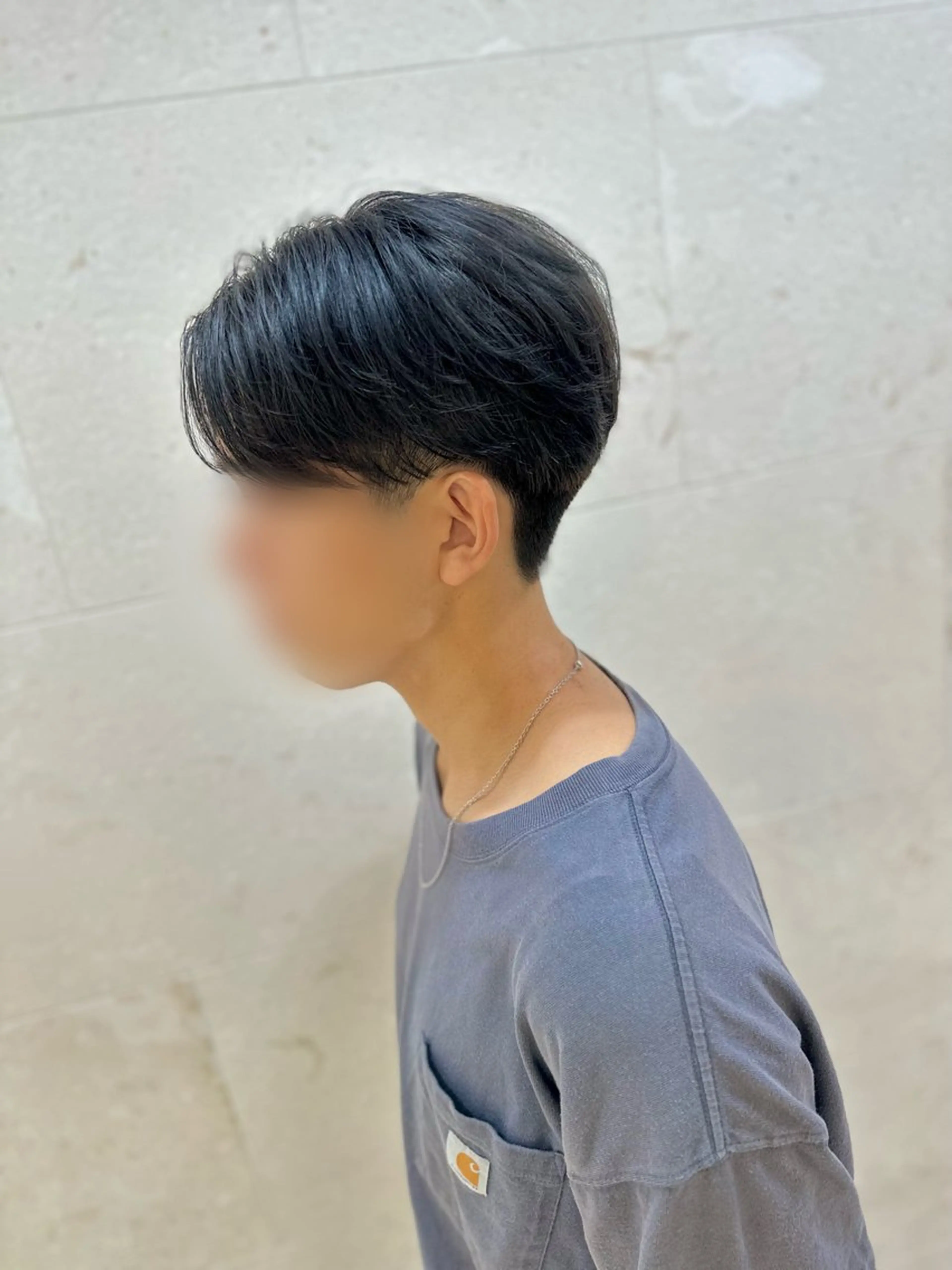 ミディアム カラー メンズ アッシュ オリーブアッシュ 安田 柚月のヘアスタイル