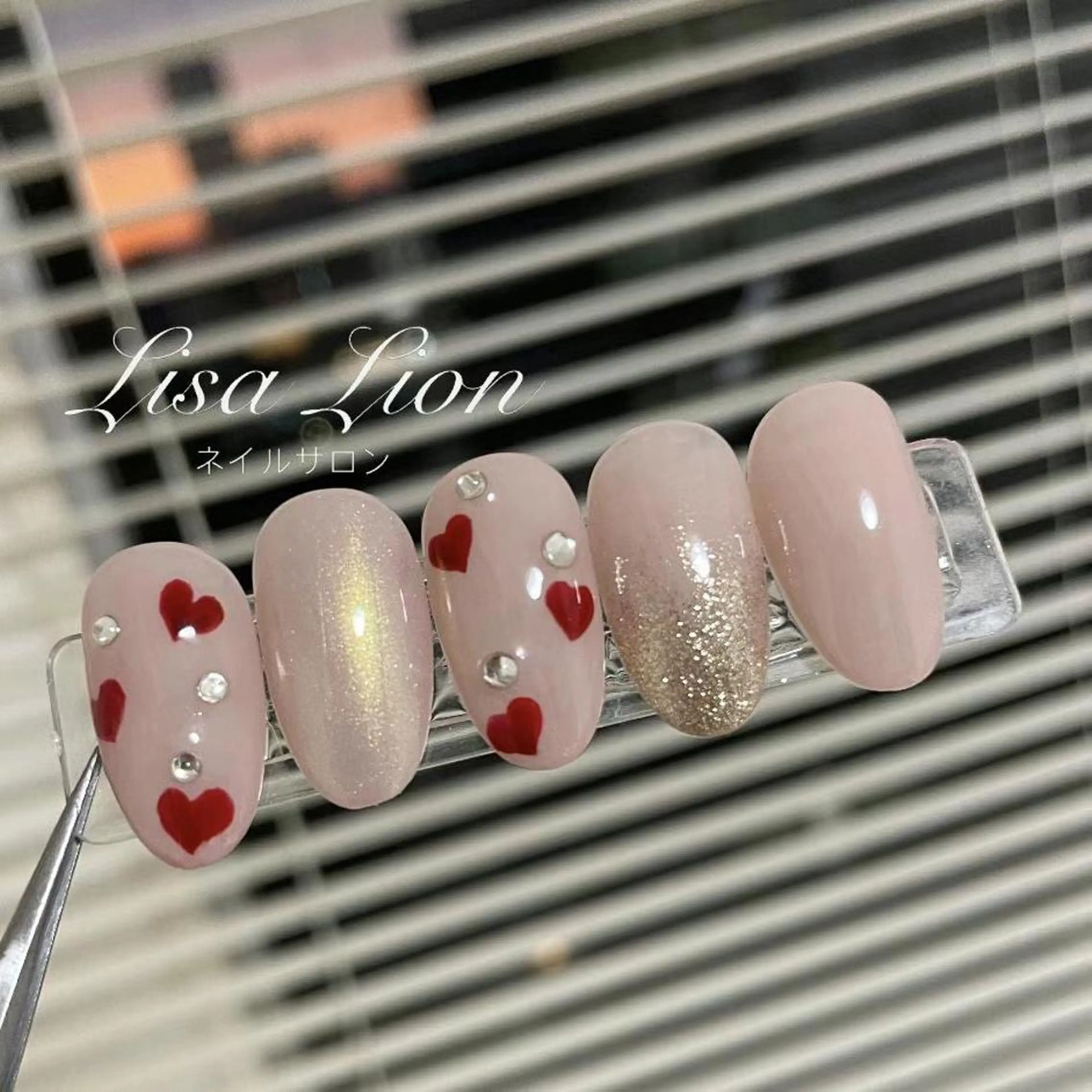 ネイル M. Tui Tuiのネイルデザイン