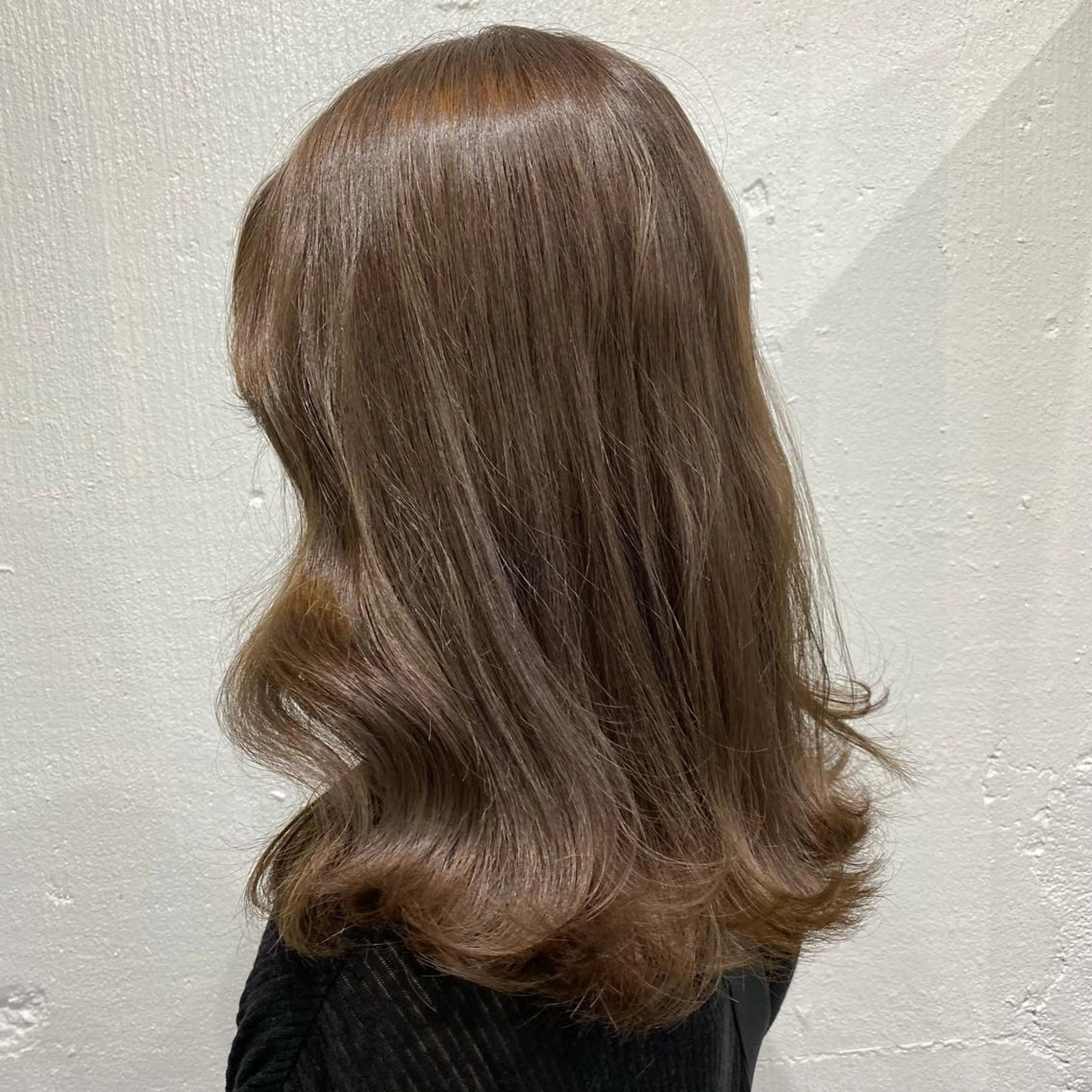 ミディアム カラー ブラウンカラー モカブラウン ヘアカラー トリートメント ヘッドスパ ヘアセット kai .のヘアスタイル