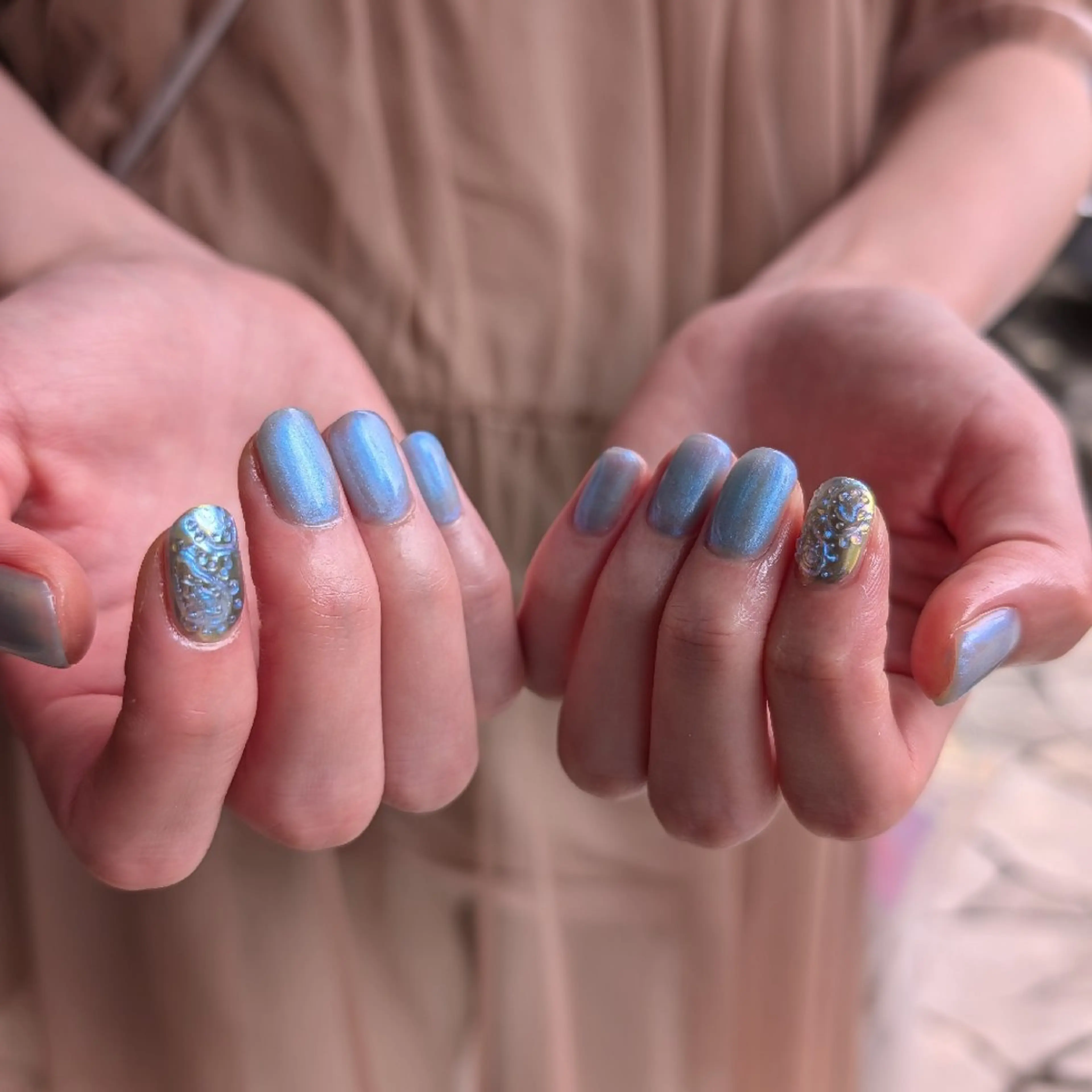 ネイル ぷっくりネイル ナリタ・ マミのネイルデザイン