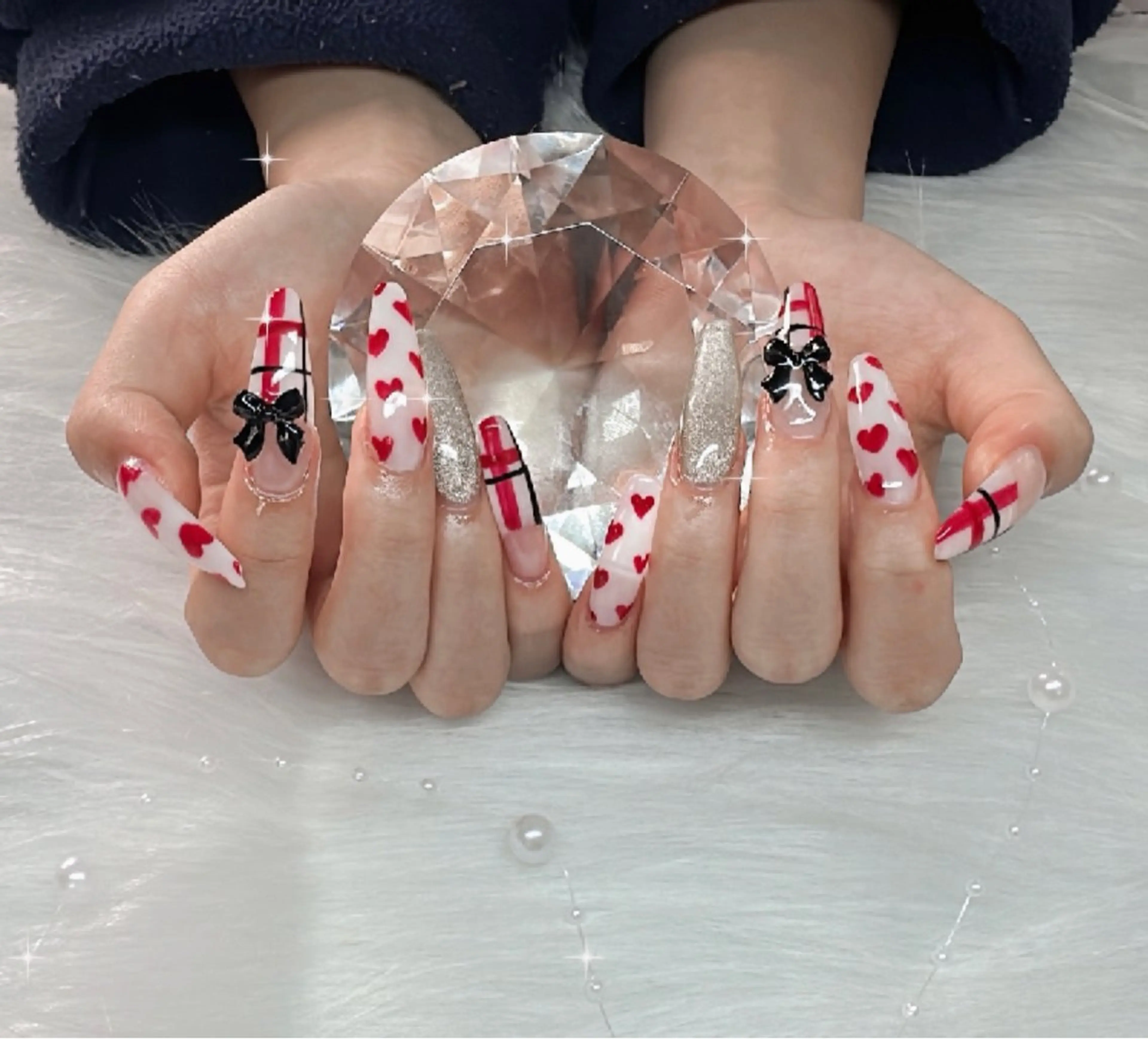 ネイル リボン 中西 美羽のネイルデザイン