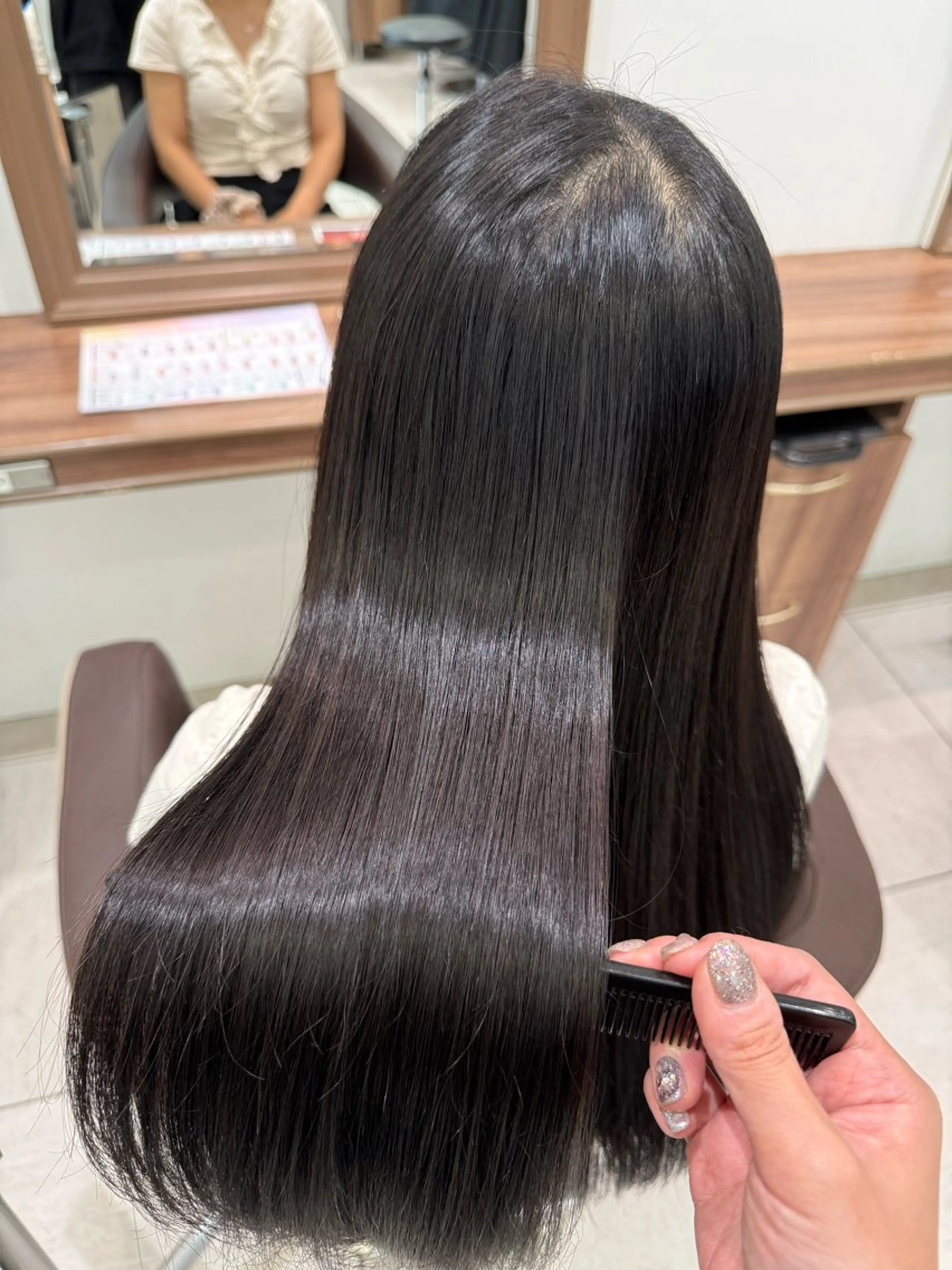 ロング カット 縮毛矯正 藤井 真奈美のヘアスタイル