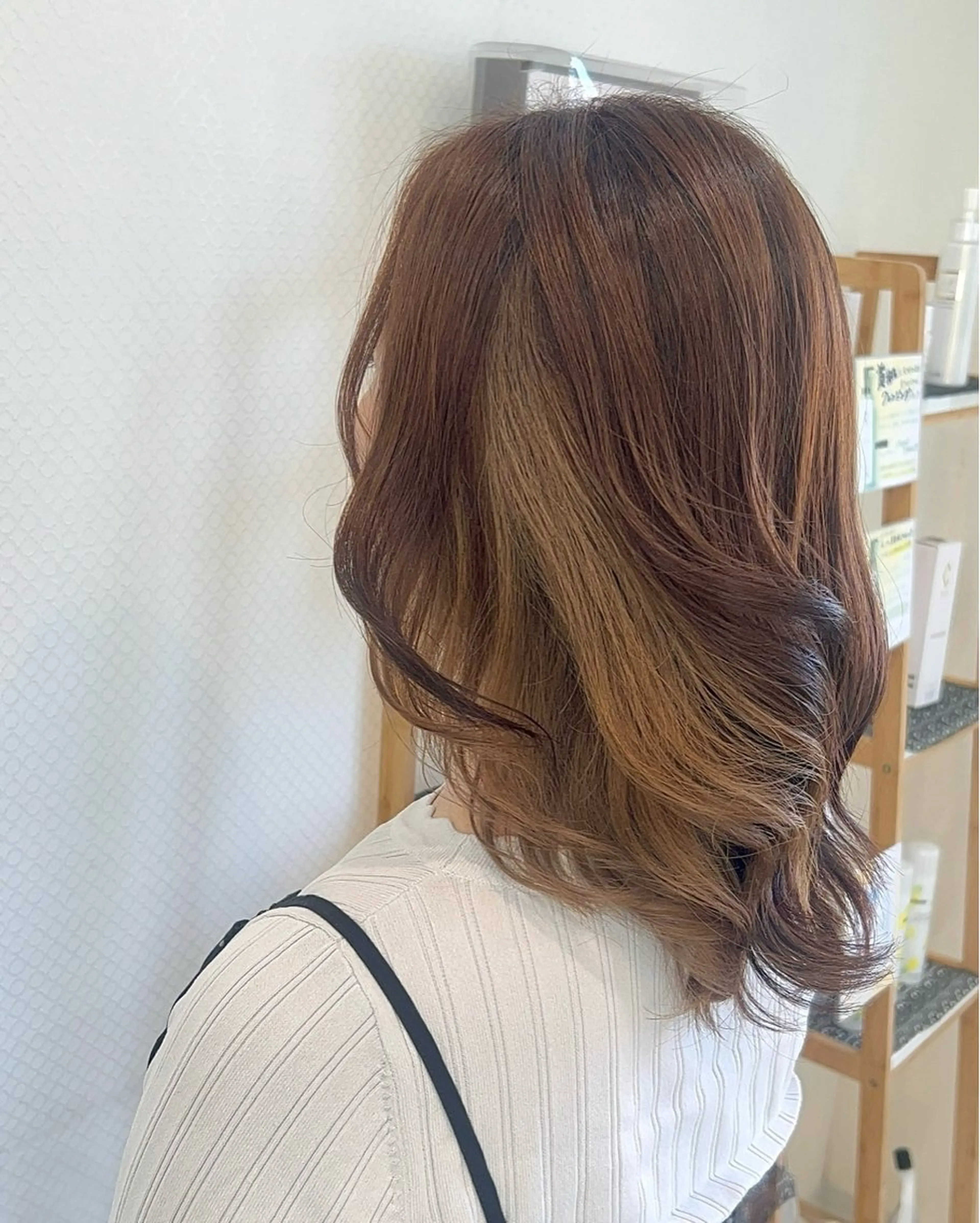 ミディアム カラー アッシュ アッシュブラウン ベージュカラー ブラウンカラー インナーカラー ヘアカラー 大竹里旺/belle /インナーカラーのヘアスタイル