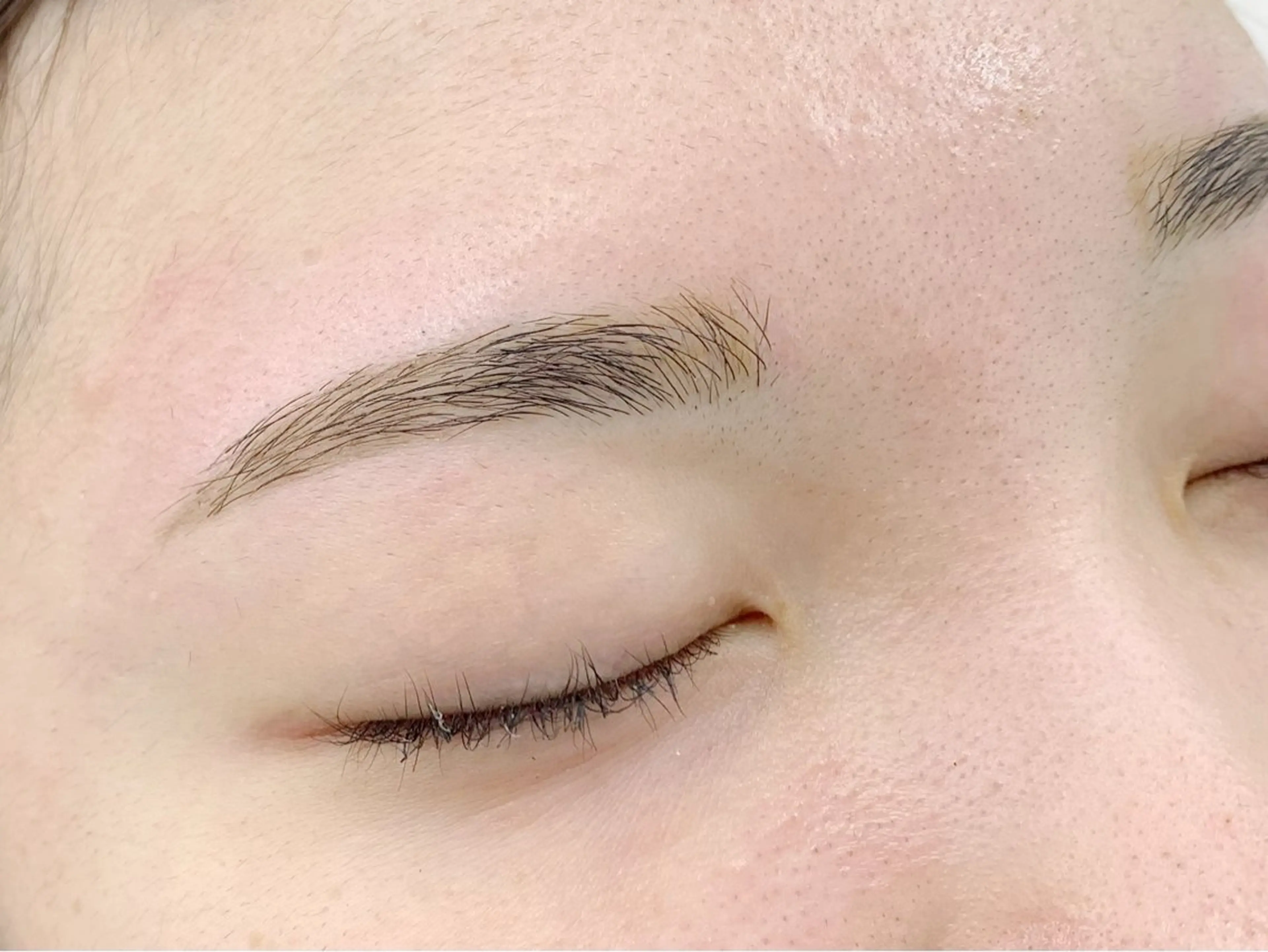 アイブロウ Rich to 松崎　麻衣子のマツエク・マツパデザイン