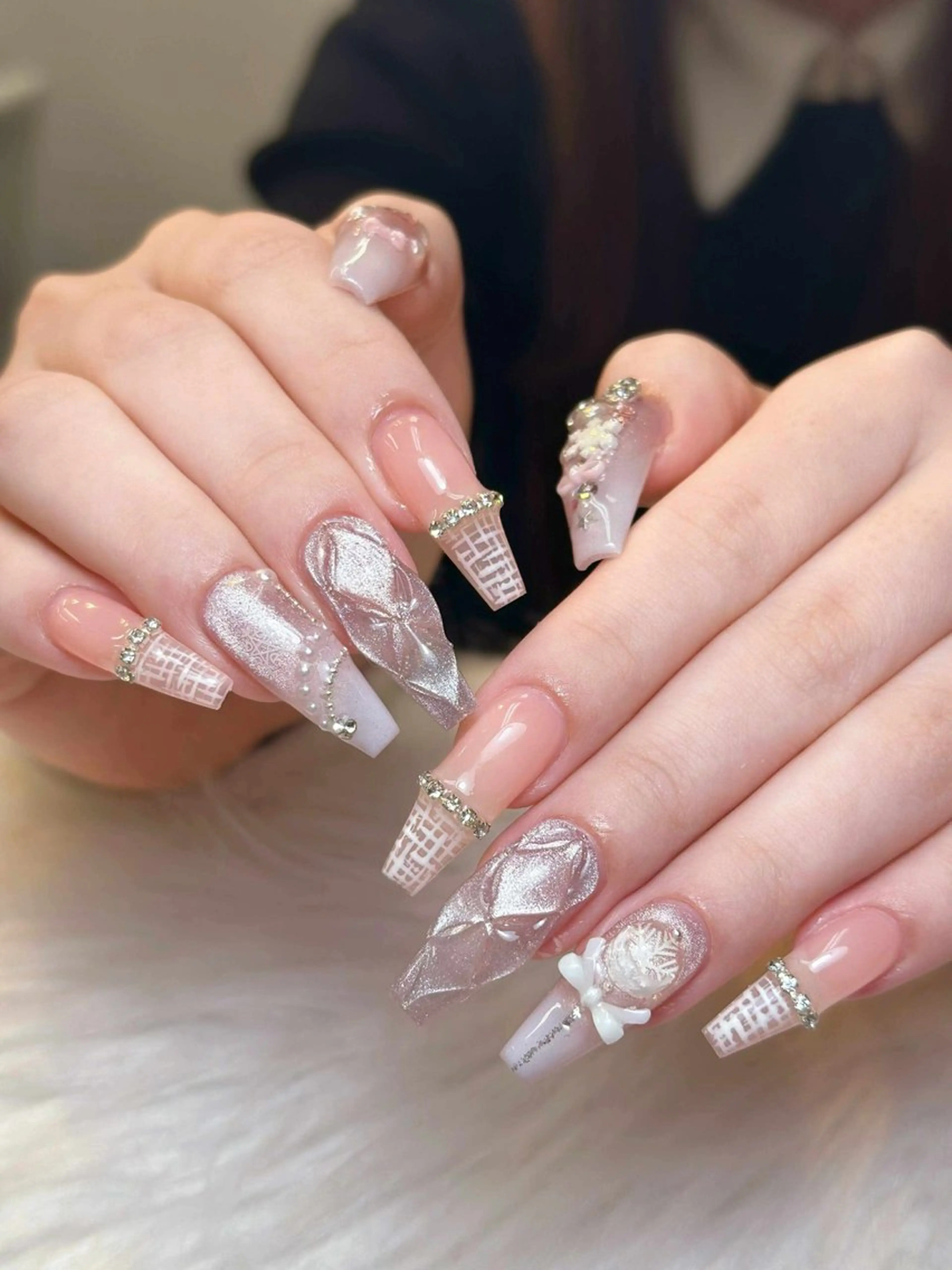 ネイル アートネイル 成人式 ジェルネイル ニュアンスネイル 夏ネイル ハンドネイル Jenn Nail Salonのネイルデザイン