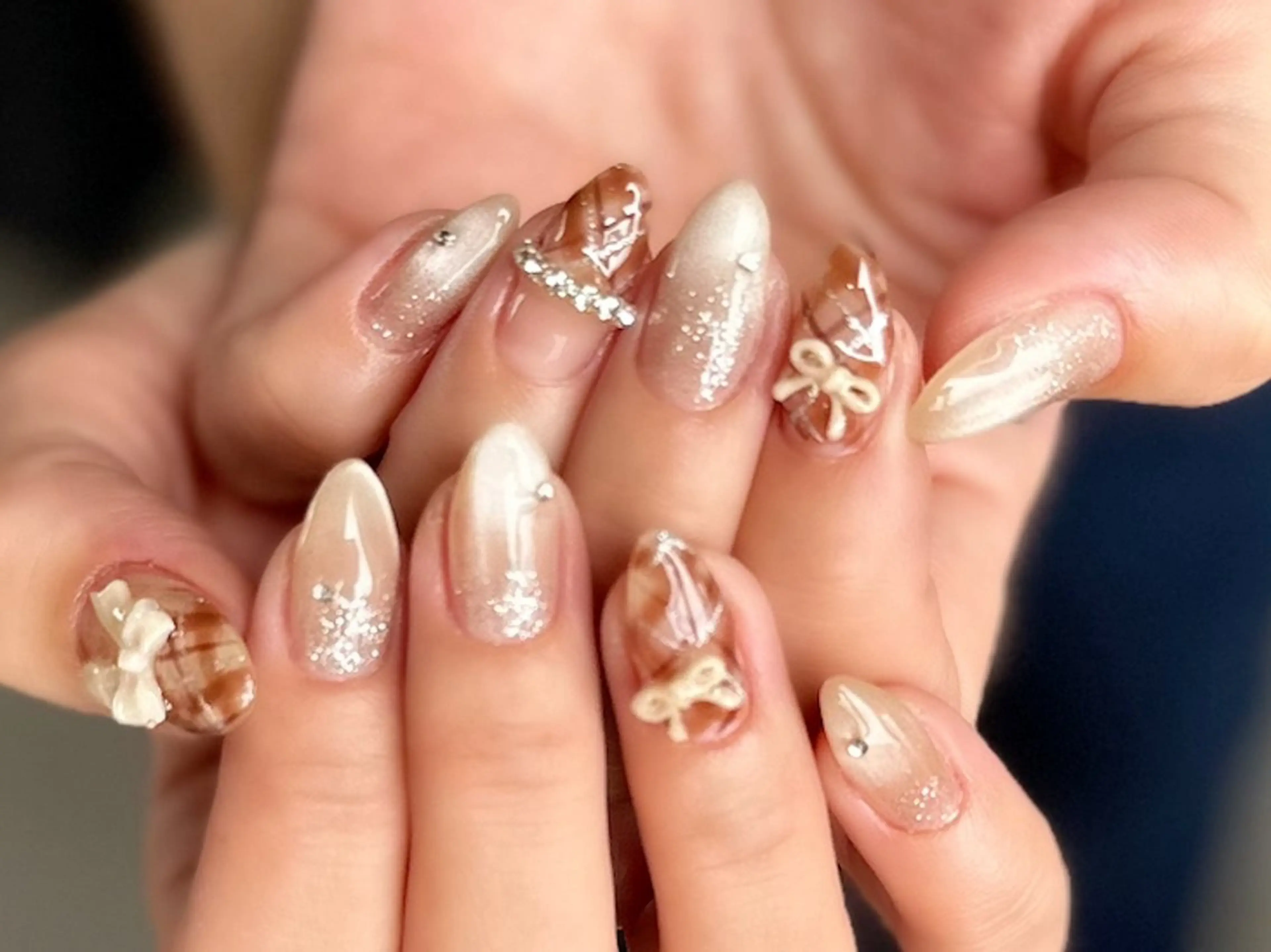 ネイル 新山 聖のネイルデザイン