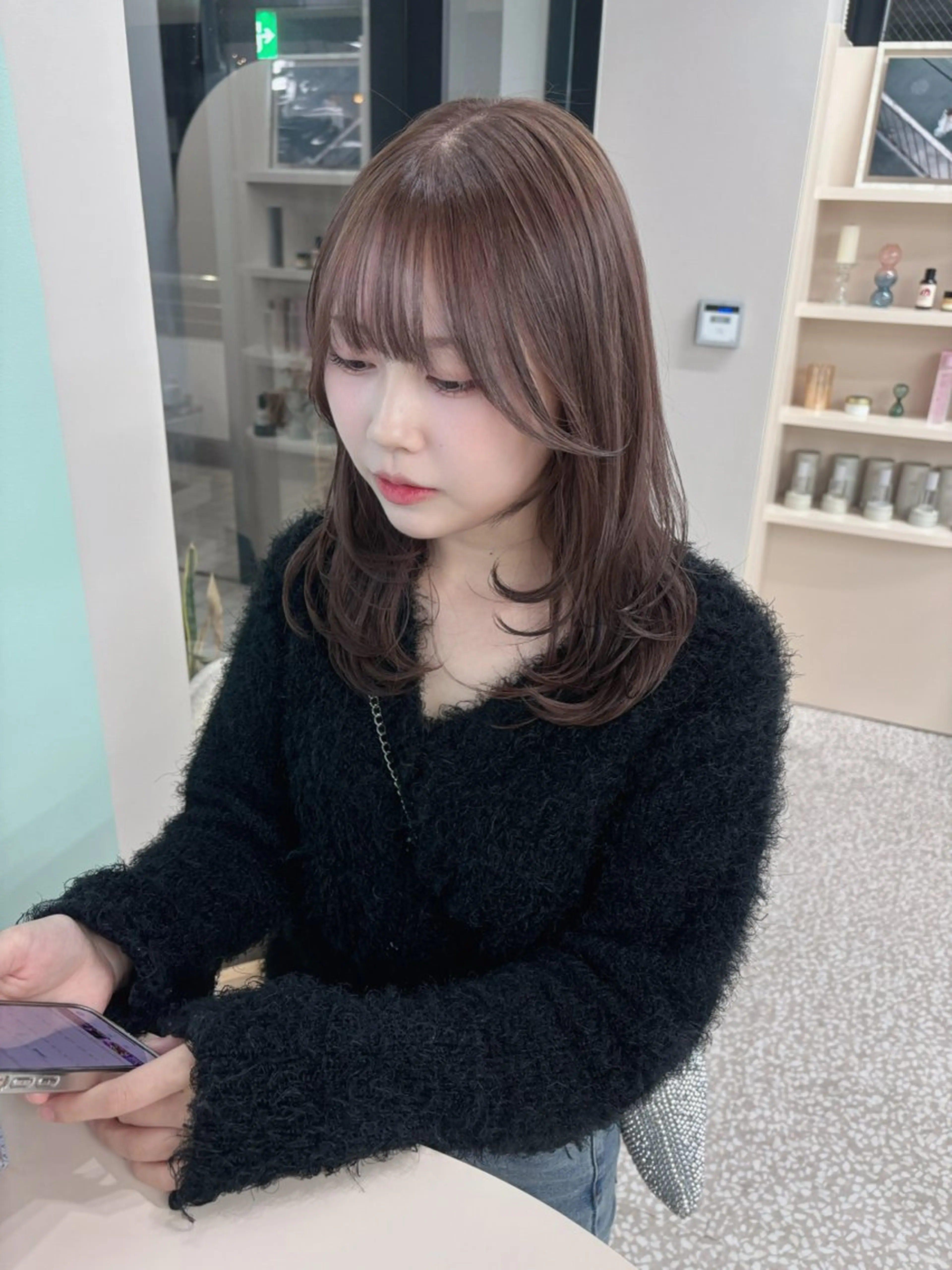 ミディアム nanami IROW大名のヘアスタイル