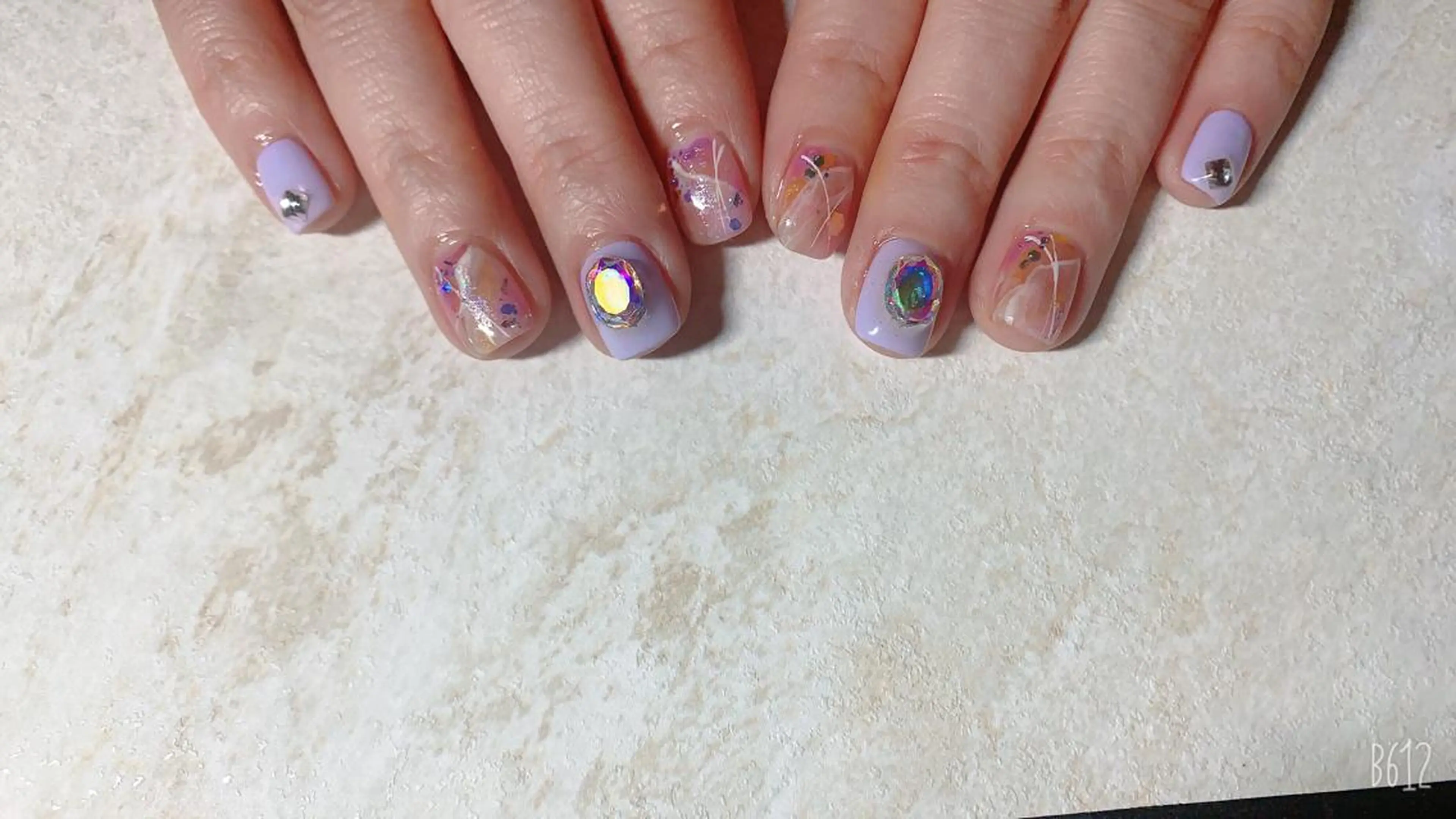ネイル Cutil. Nail🌈のネイルデザイン