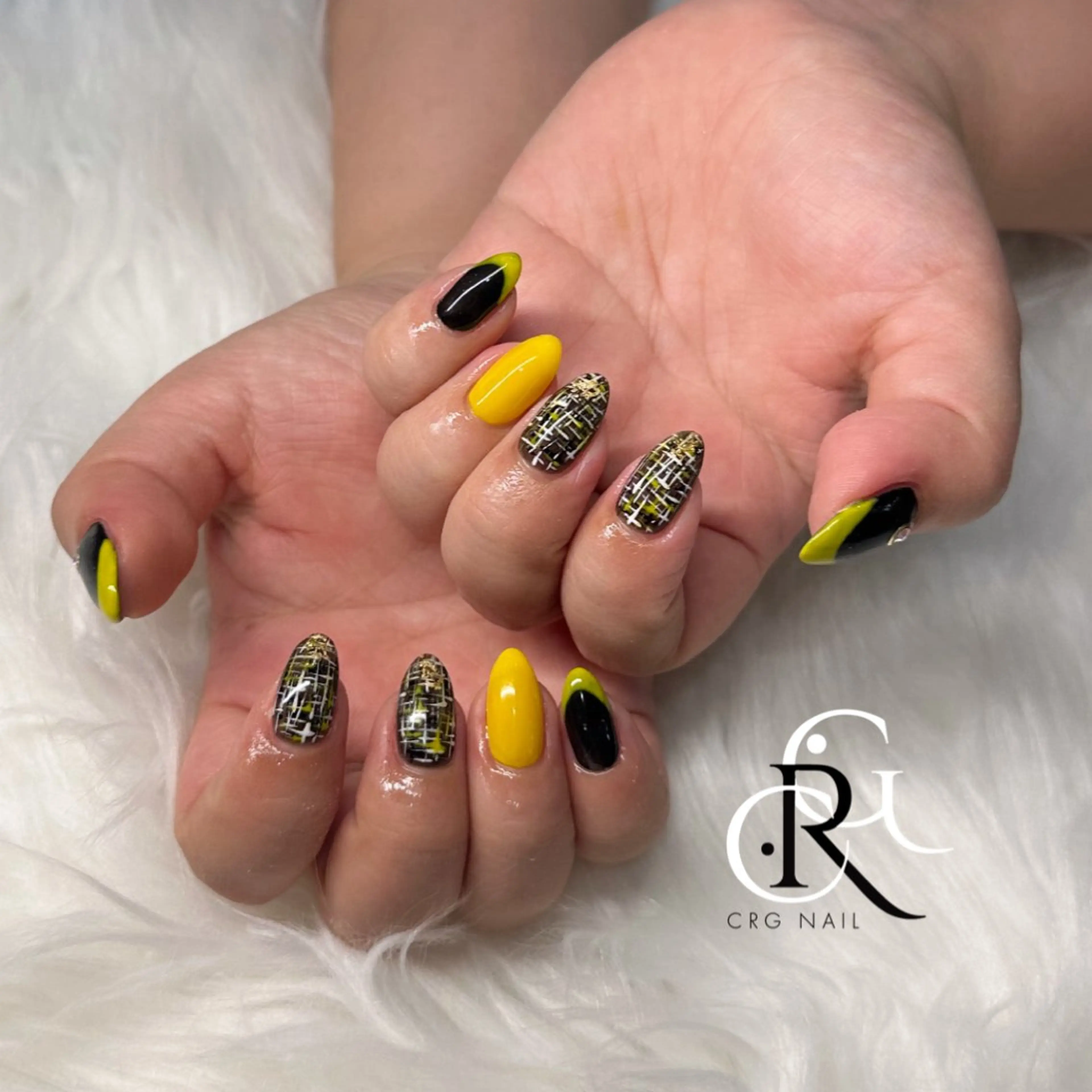 ネイル ツイードネイル ハンドネイル 美フォルム✨ CRG　RURIのネイルデザイン