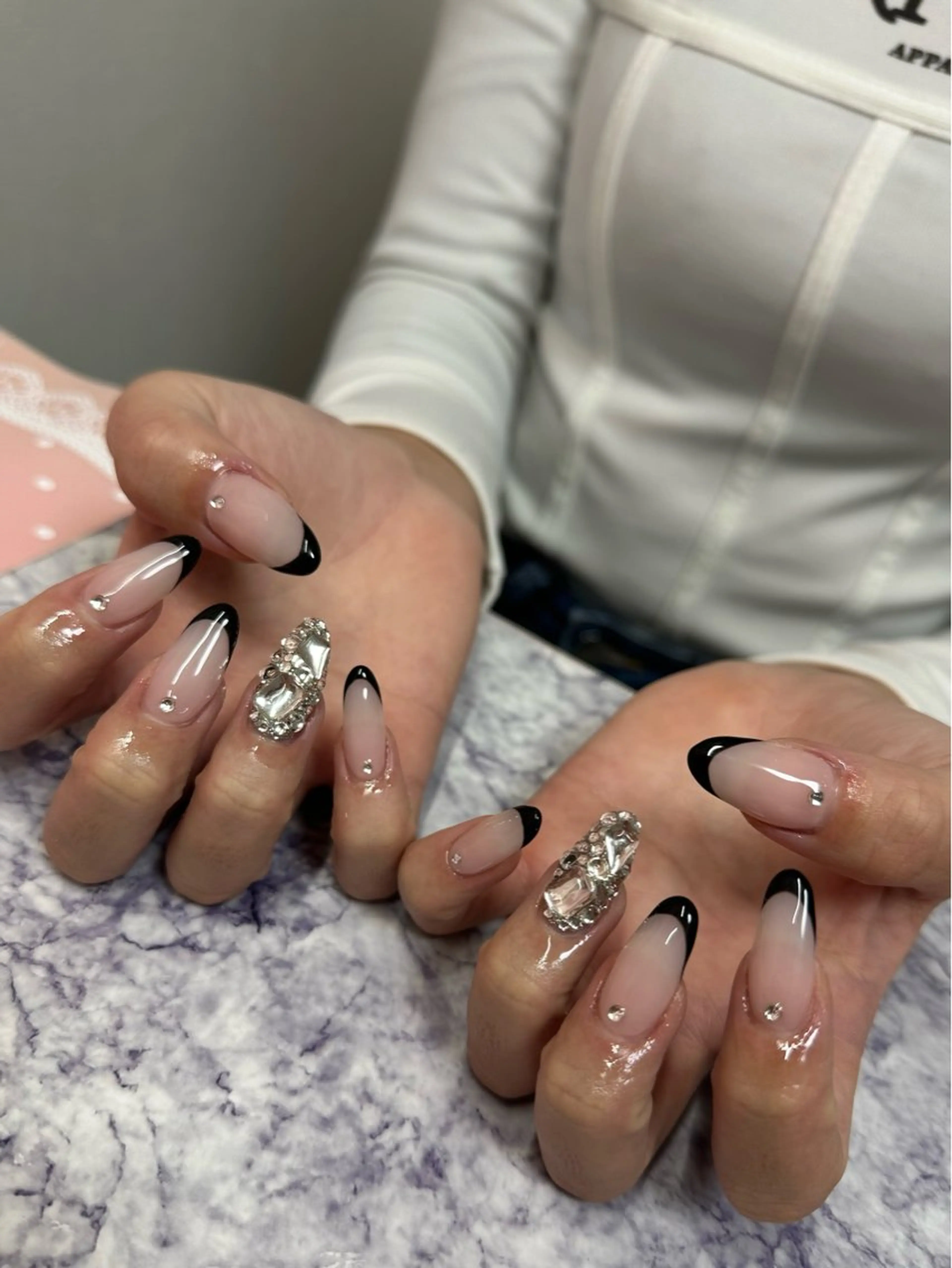 ネイル ハンドネイル Pretzels🥨 【プレッツェル】ミウのネイルデザイン