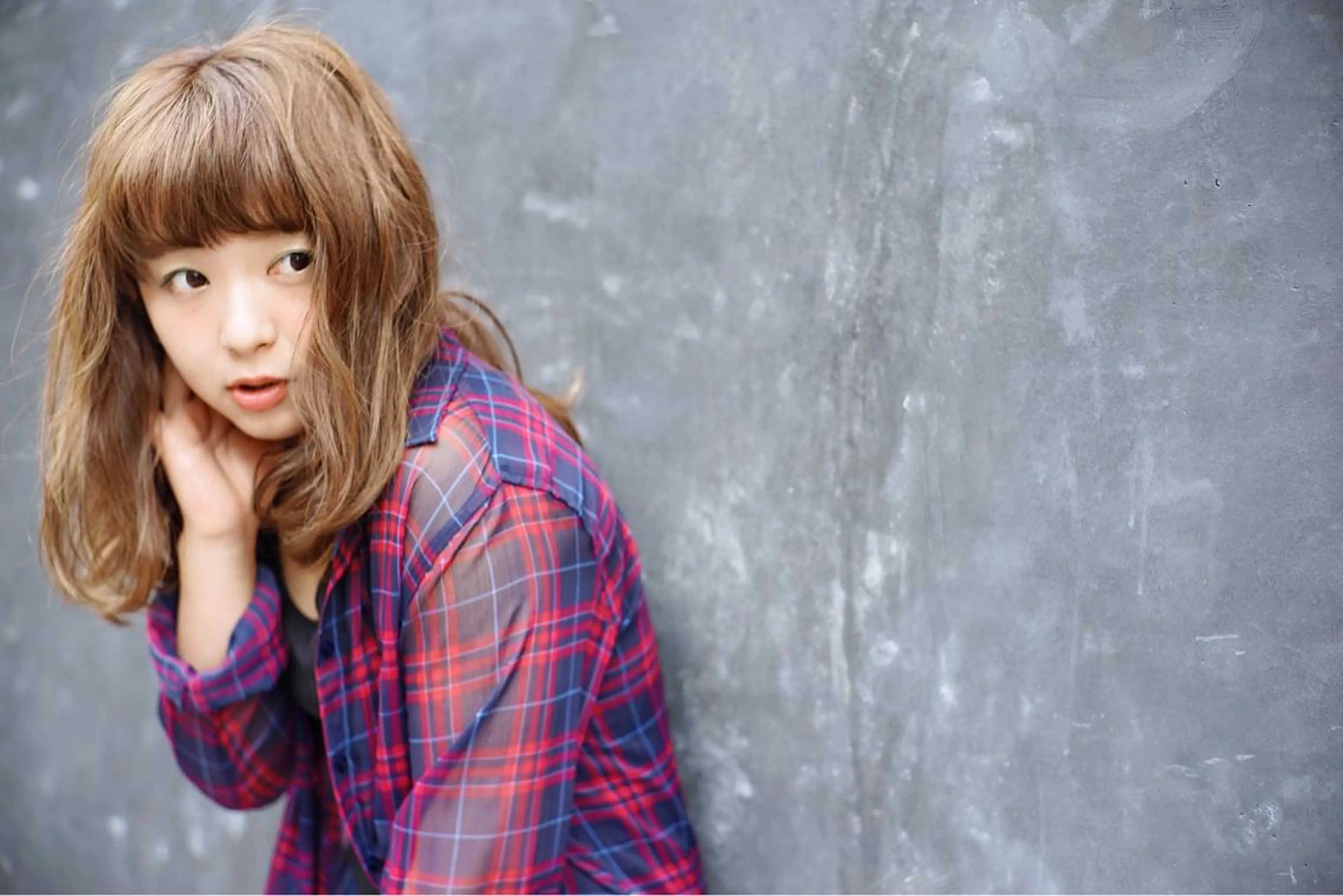 セミロング カラー パーマ 花井 啓好のヘアスタイル