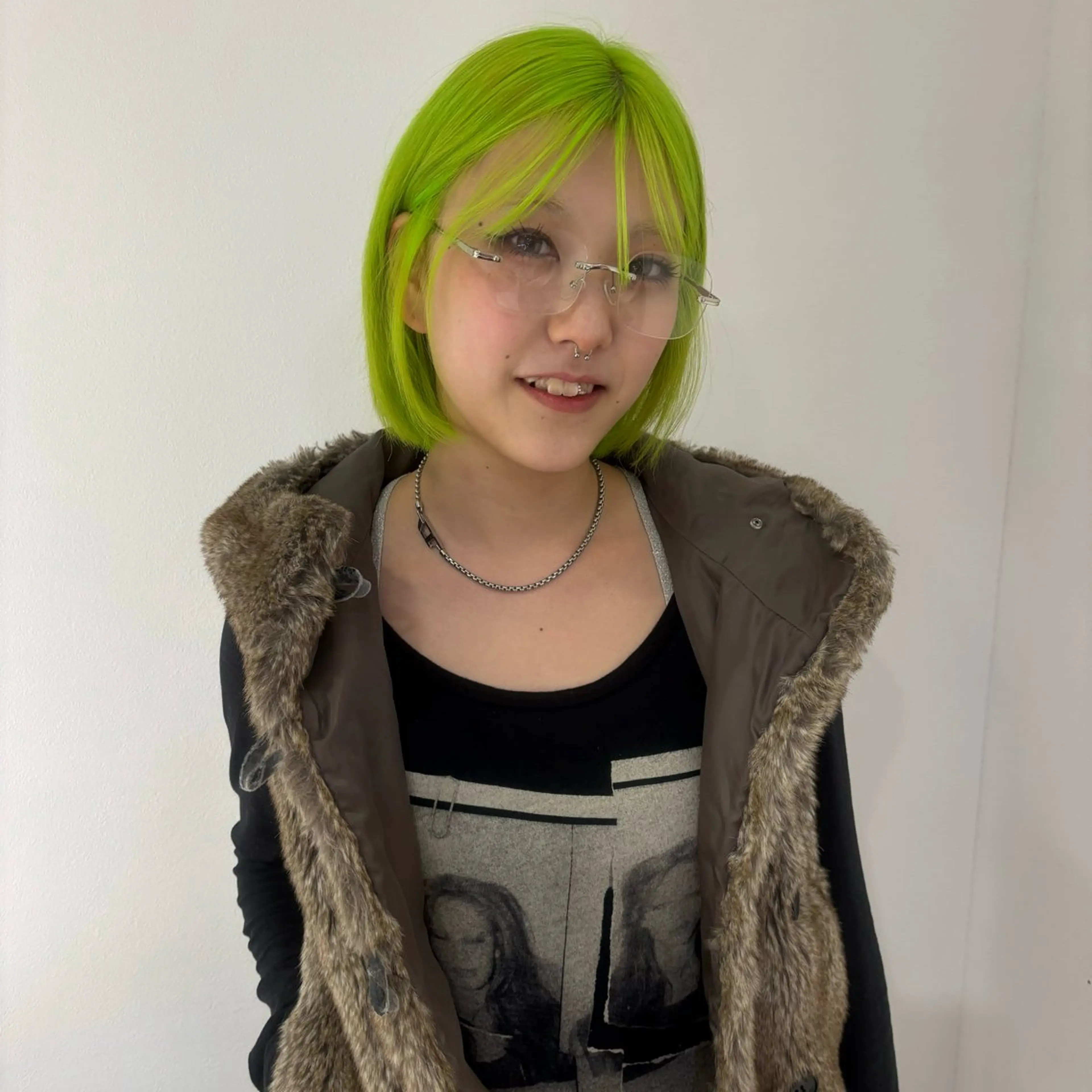 ショート カラー BEL所属・メイ ☪️のヘアスタイル