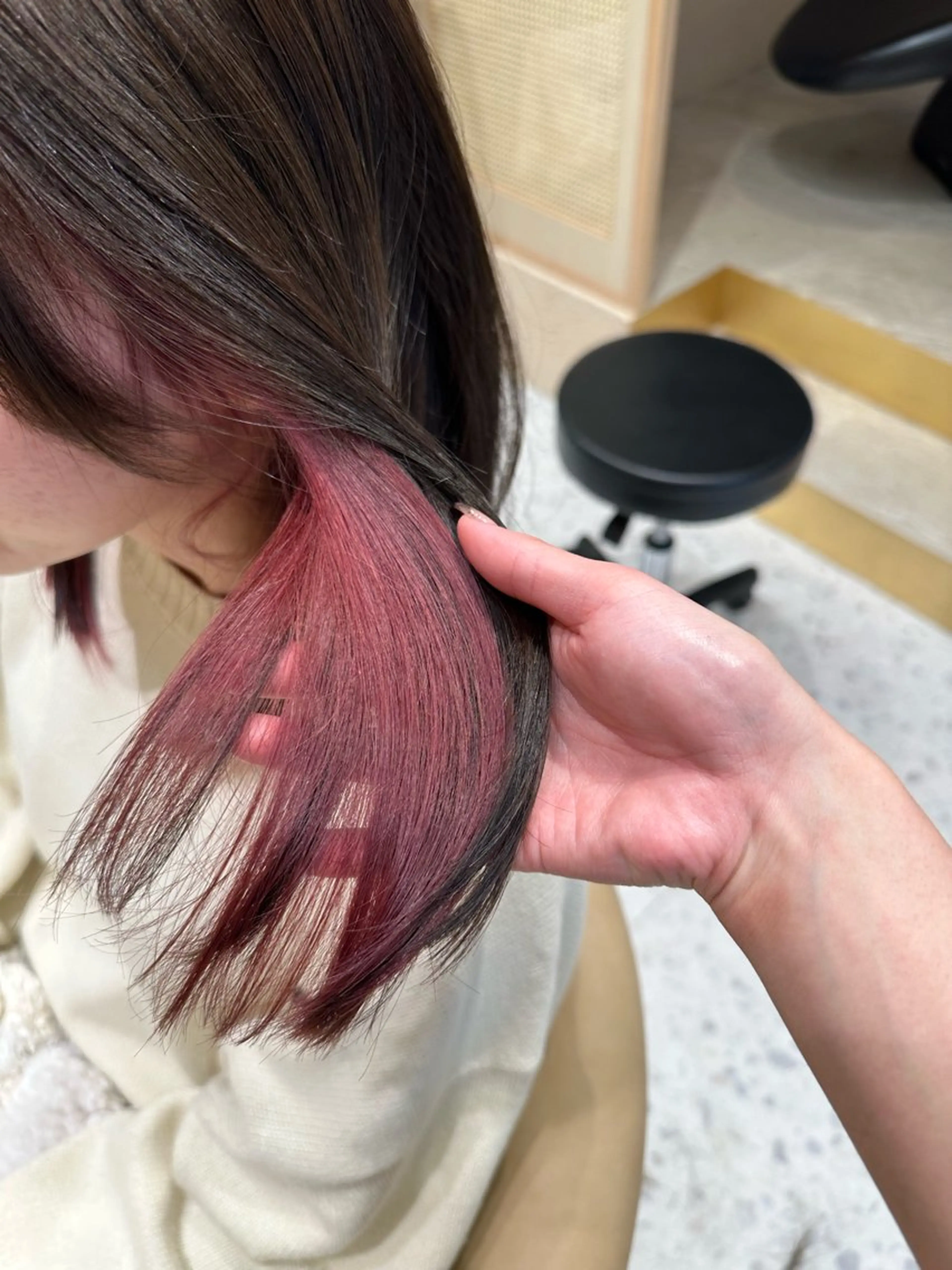 セミロング カラー ヘアカラー 酒井 里穂のヘアスタイル