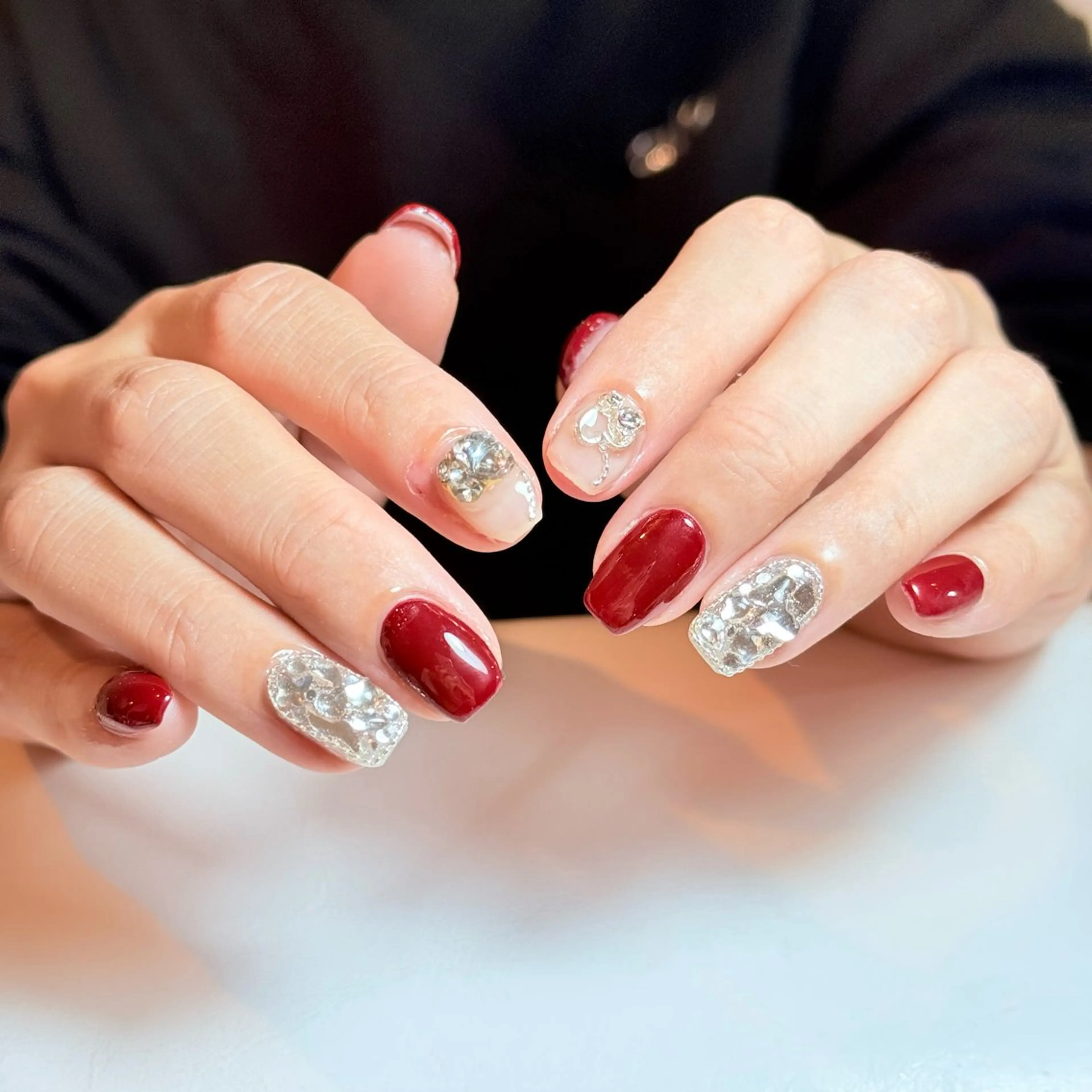 ネイル チークネイル フレンチネイル グラデーション キラキラネイル 韓国ネイル ハンドネイル Risa_ Nailのネイルデザイン