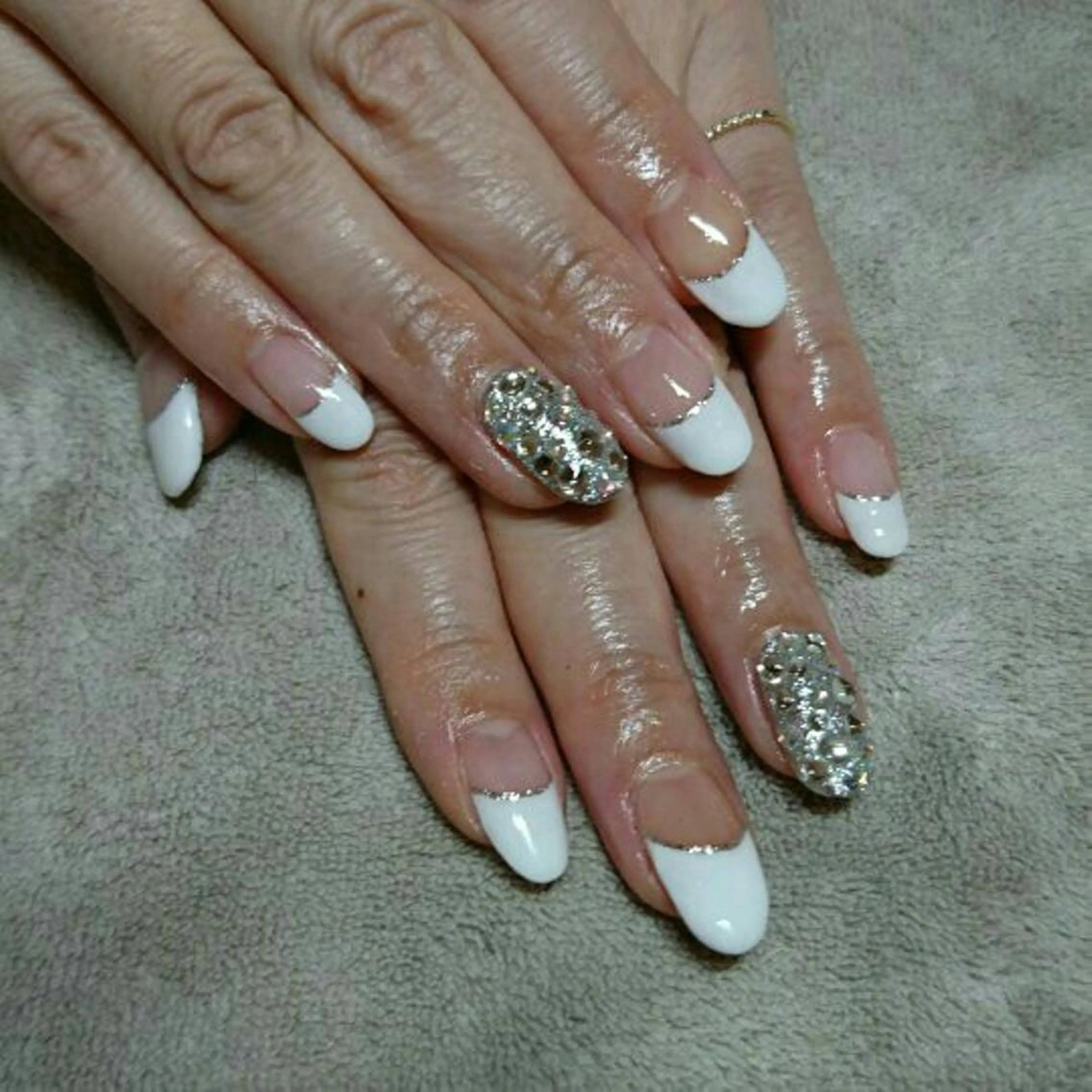 ネイル フレンチネイル LAVISH nail salonのネイルデザイン