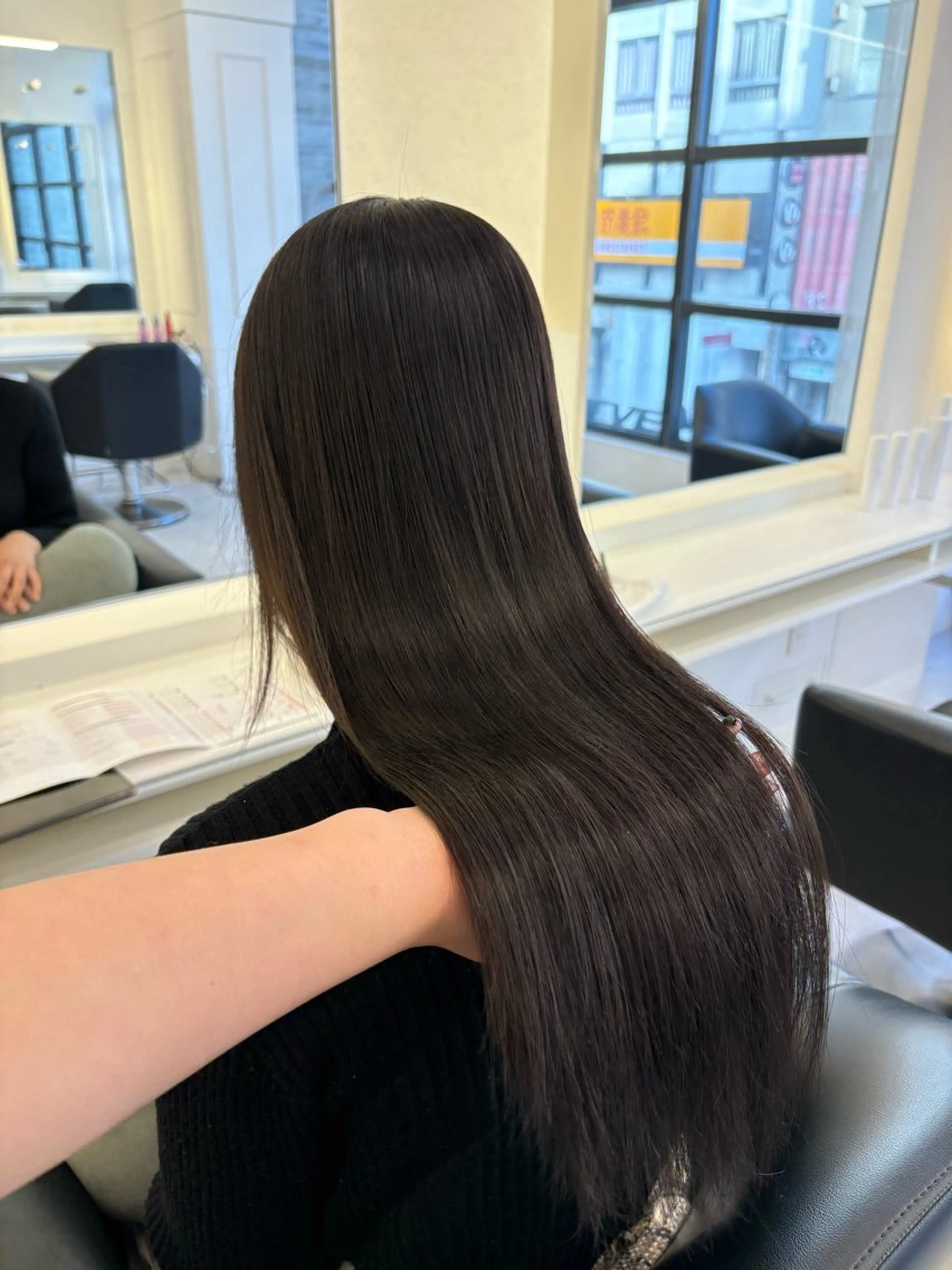 ロング カラー ヘアカラー ParveMix 楠本結菜のヘアスタイル