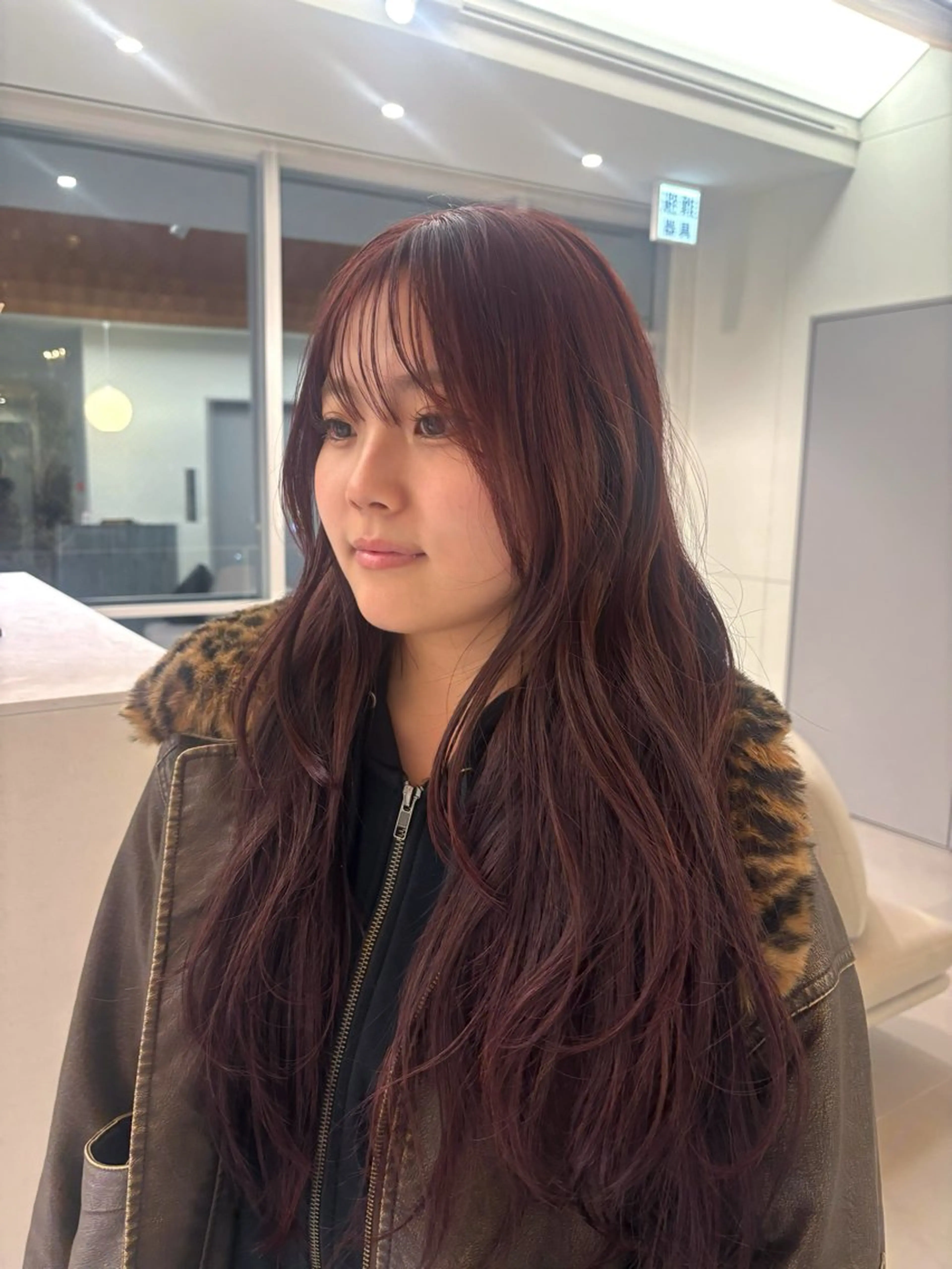 カラー カシス レッドカラー ヘアカラー トリートメント カラーモデル 🪐Sena⭐️のヘアスタイル