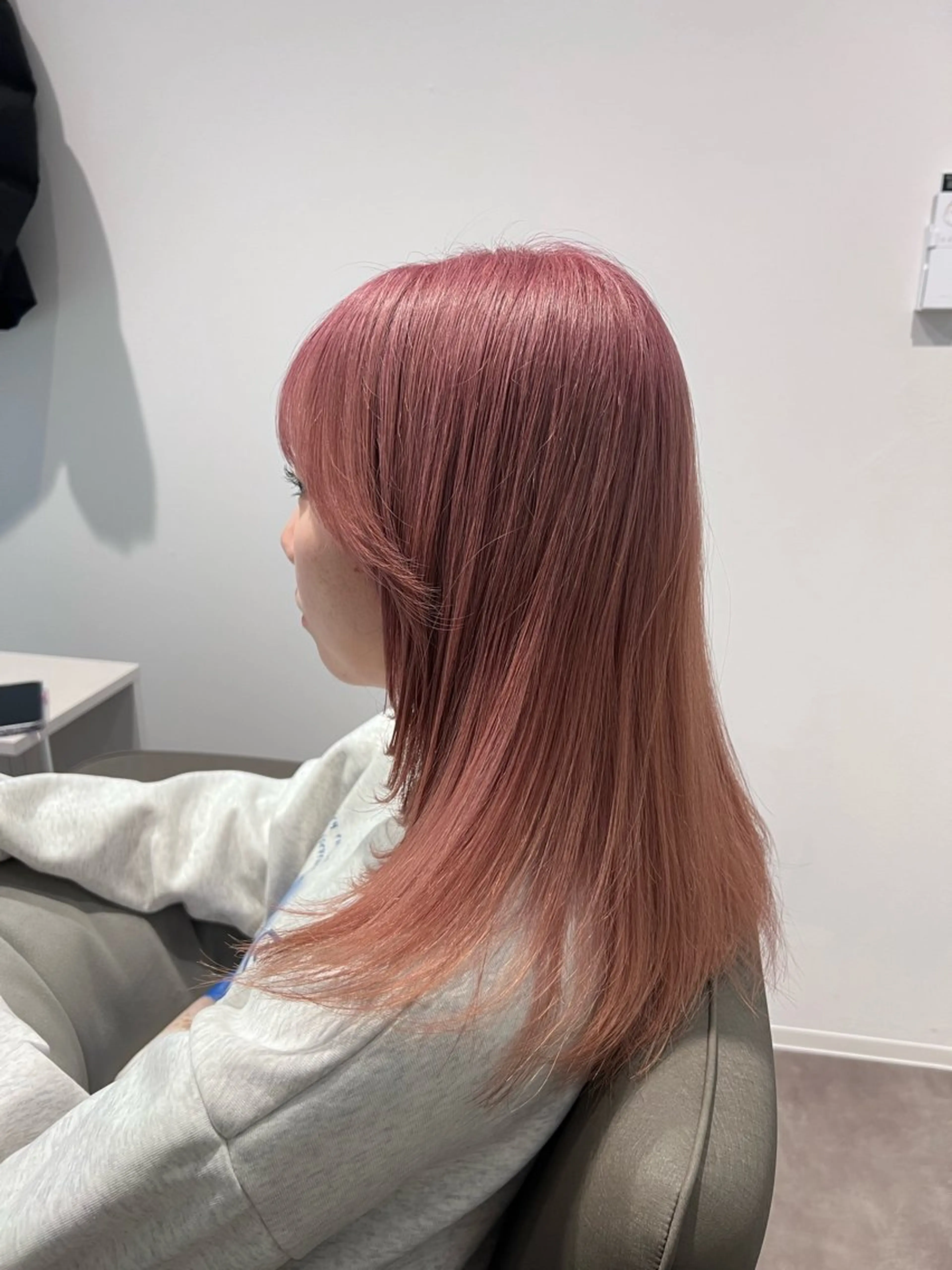 セミロング レイヤーカット ヘアカラー マルタ/金沢 /透明感カラーのヘアスタイル