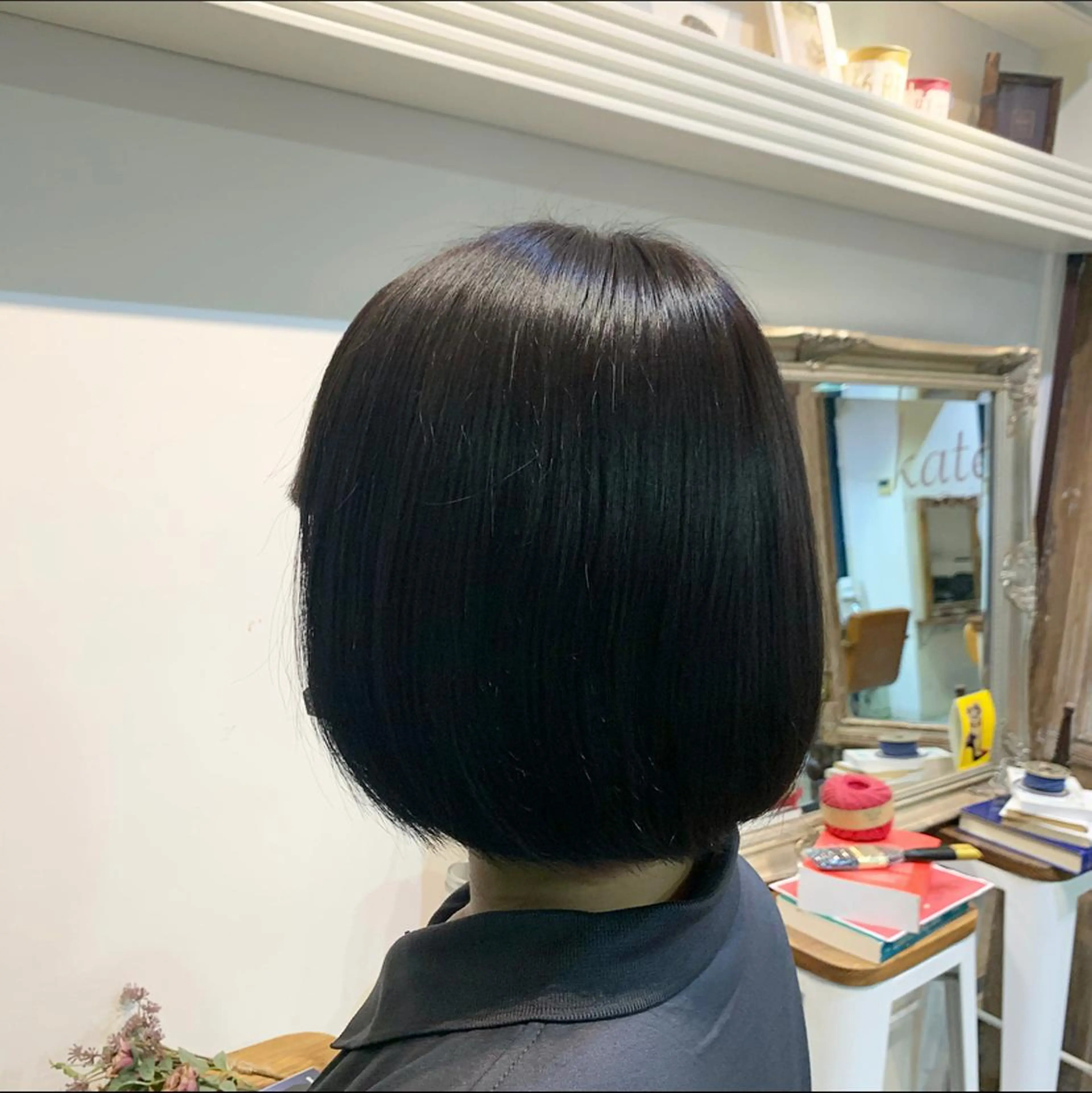 ショート カラー 黒髪 ブルーカラー ブルーブラック ヘアカラー トリートメント ヘアセット 金子 廉のヘアスタイル