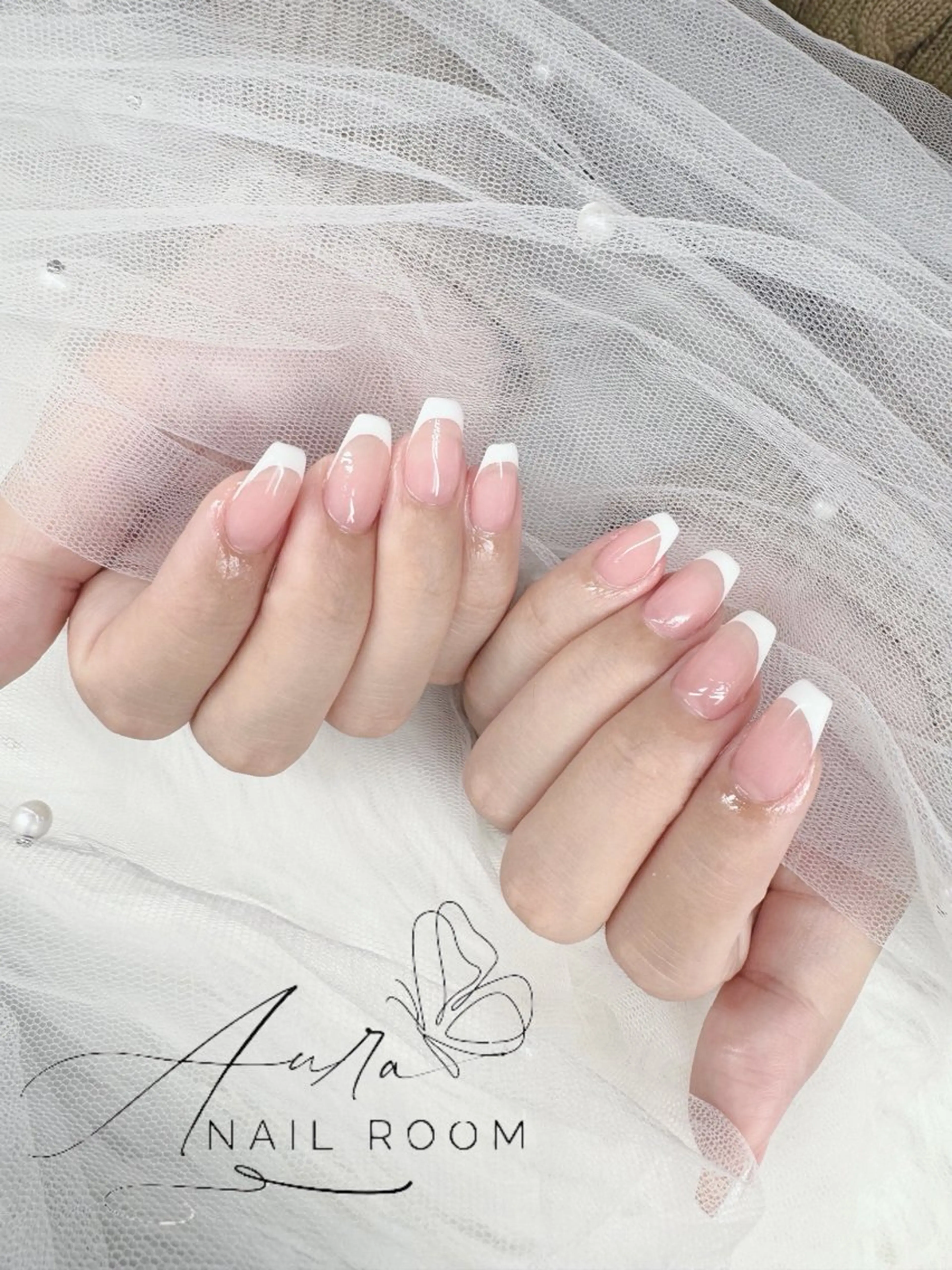 ネイル Luna (Aura nail room)のネイルデザイン