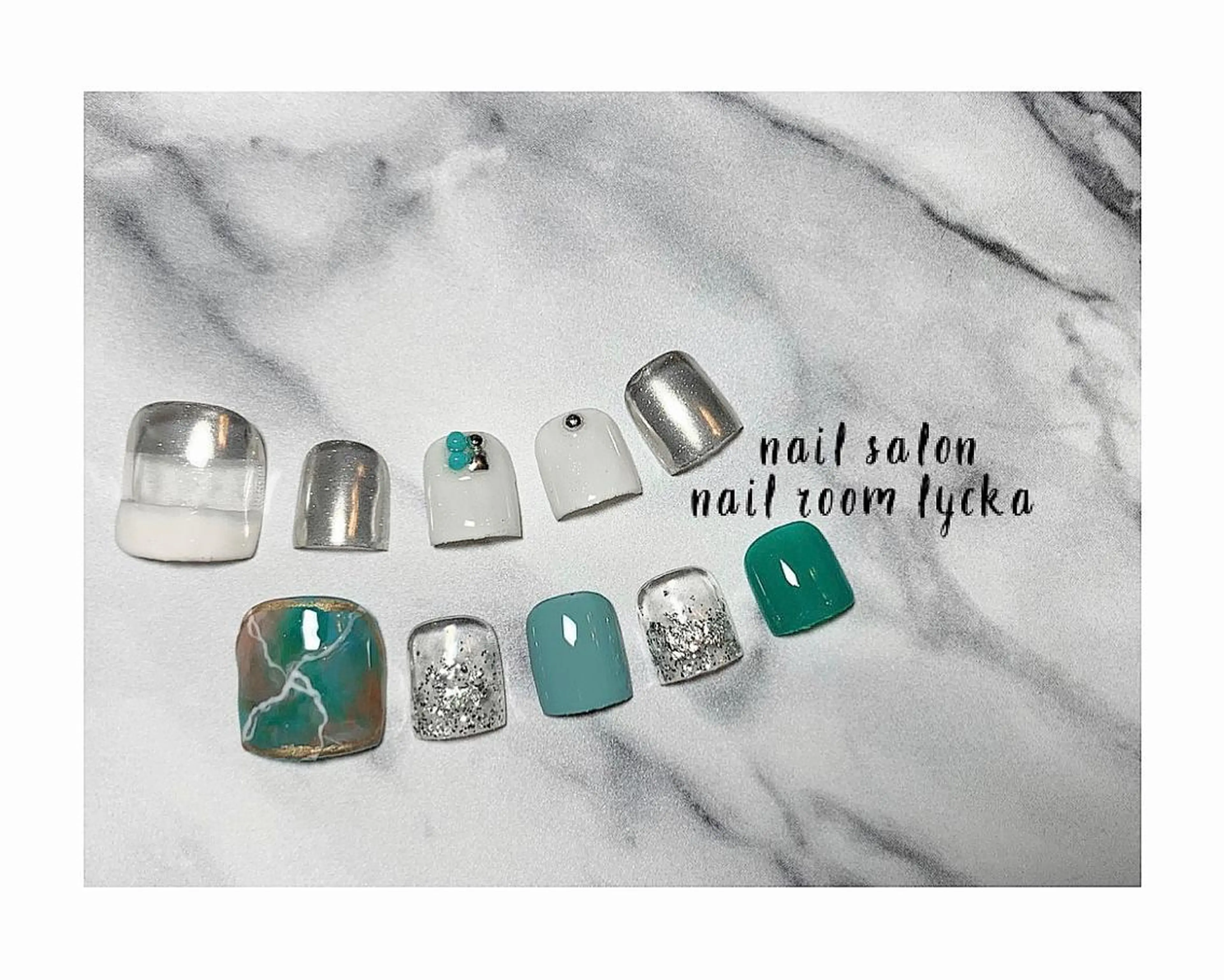 ネイル フットネイル ﾈｲﾙﾙｰﾑﾘｯｶ 𝐦𝐚𝐲𝐮のネイルデザイン