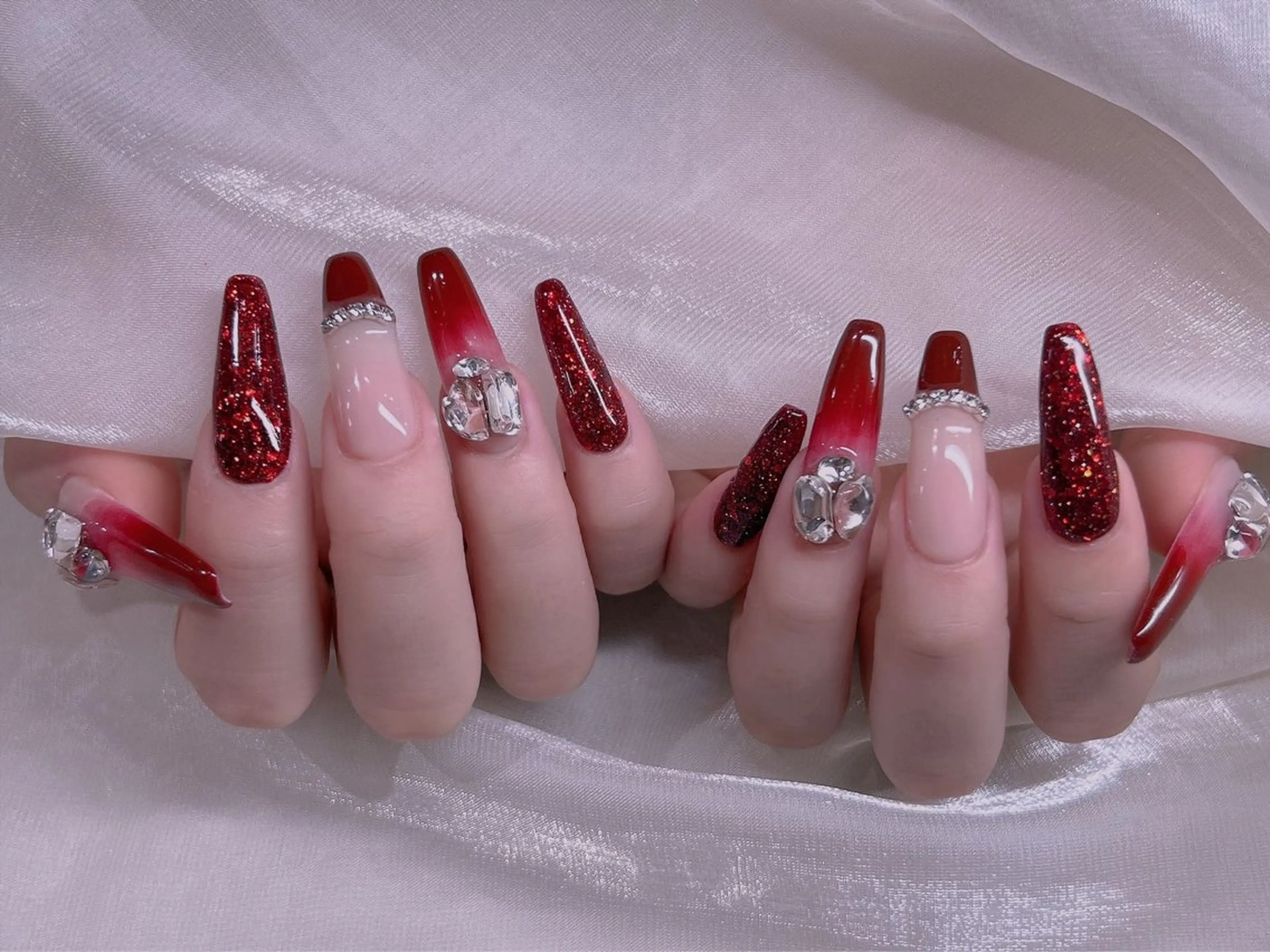 ネイル 美爪パラジェル導入店 Sunnilyのネイルデザイン