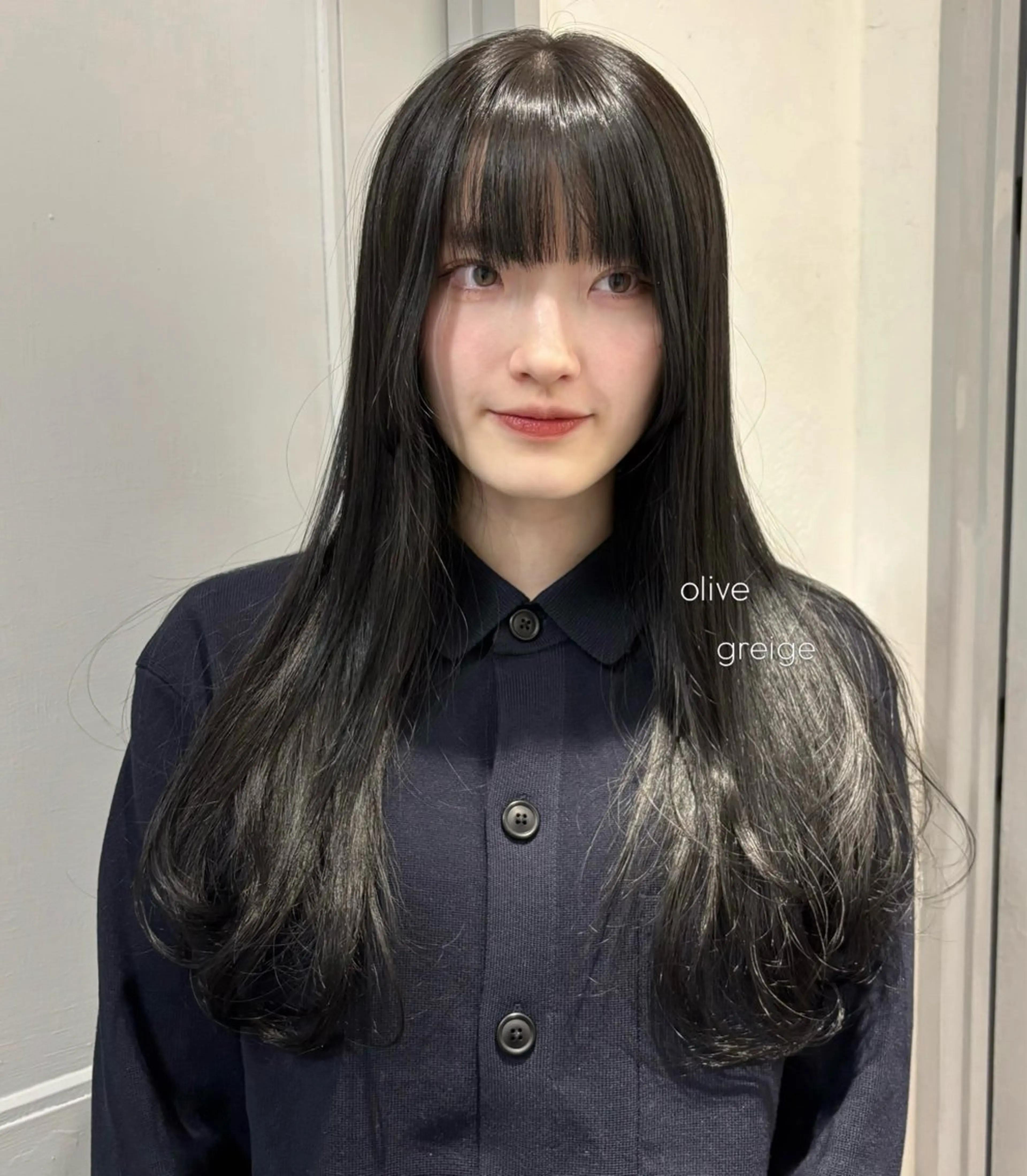 ロング カット ヘアカラー トリートメント 盛れる透明感カラー・ momokaのヘアスタイル