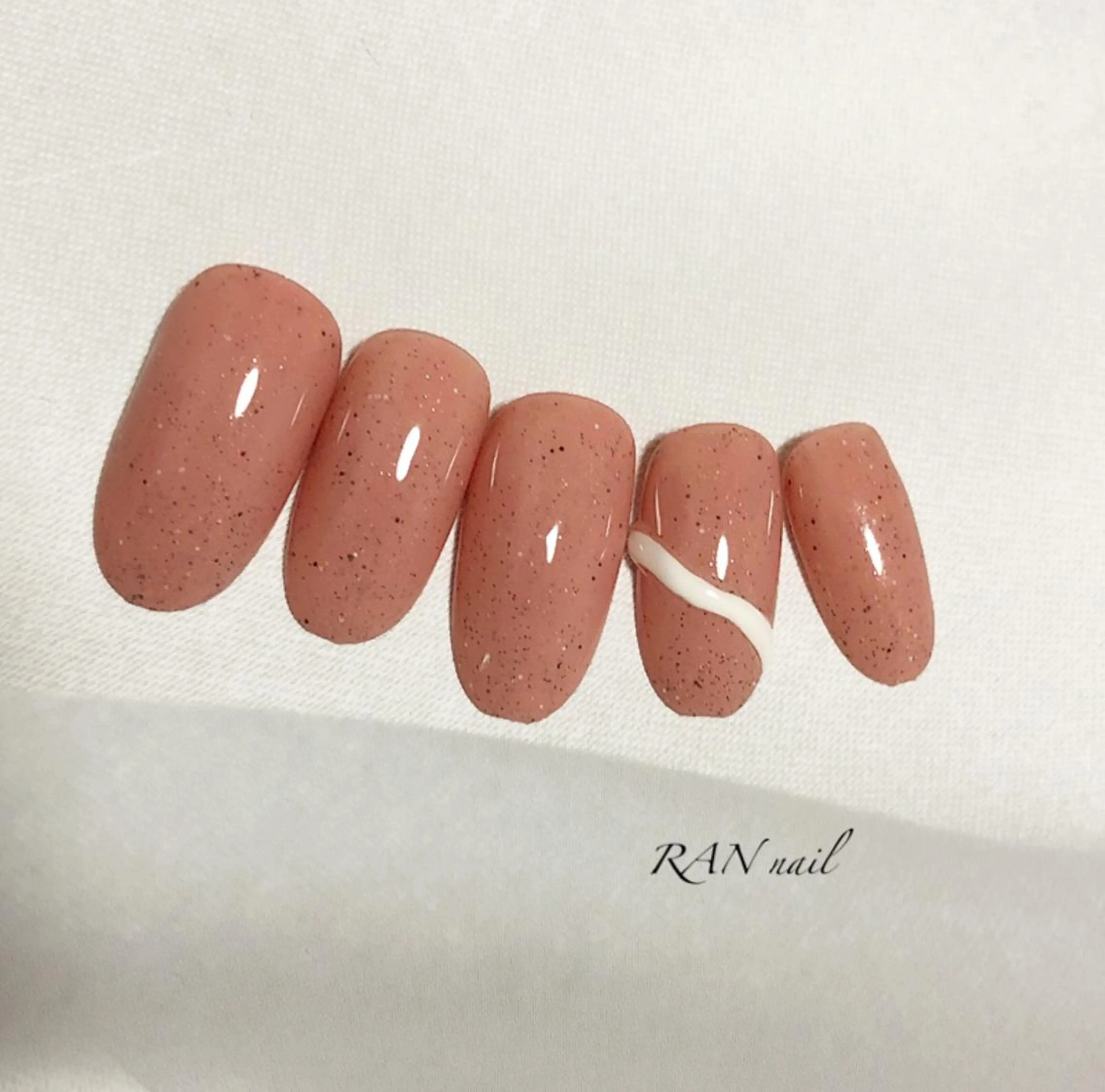 ネイル アートネイル フットネイル オフィスネイル ワンカラーネイル ピンク RAN nailのネイルデザイン