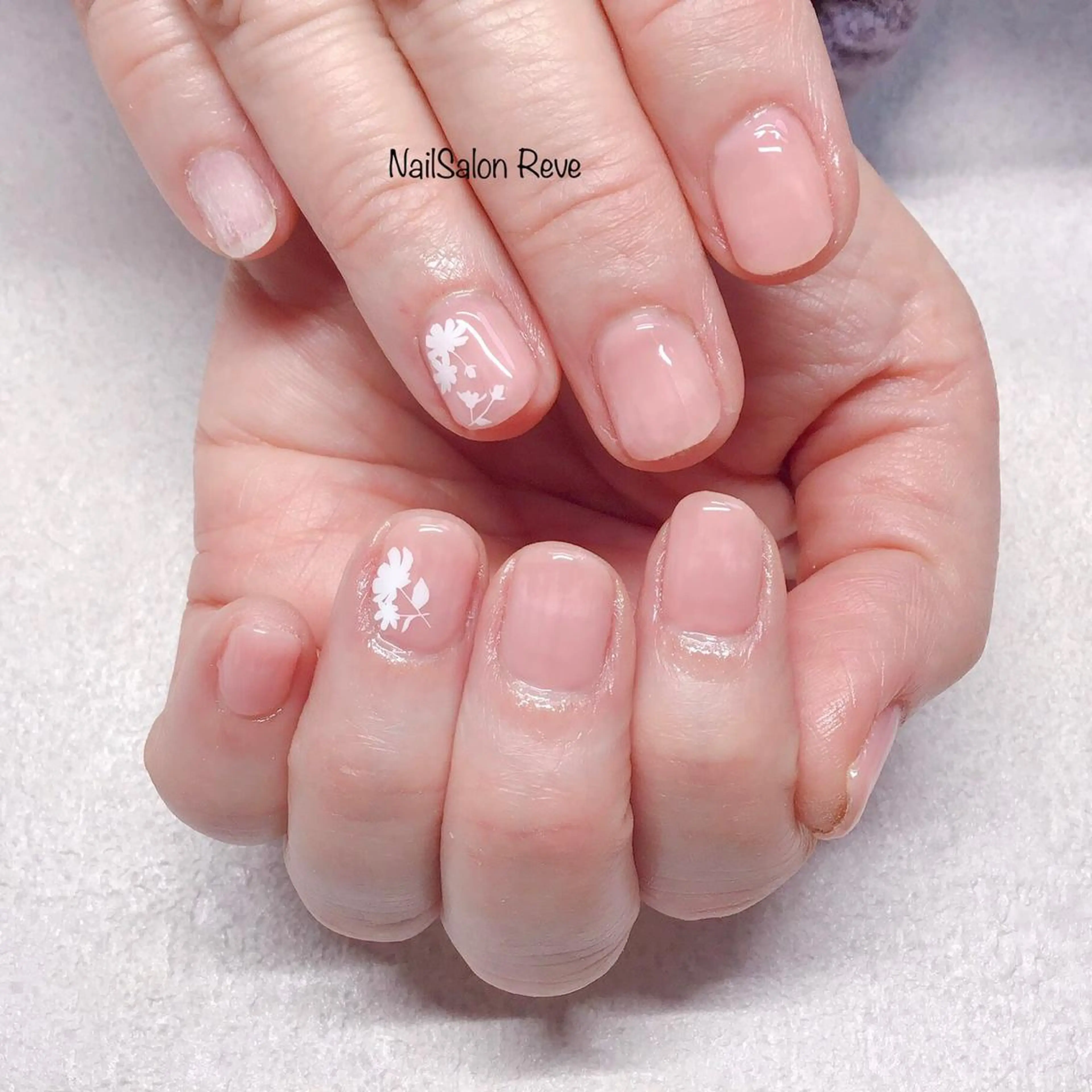 ネイル フラワーネイル ワンカラーネイル フットネイル NailSalon Reveのネイルデザイン