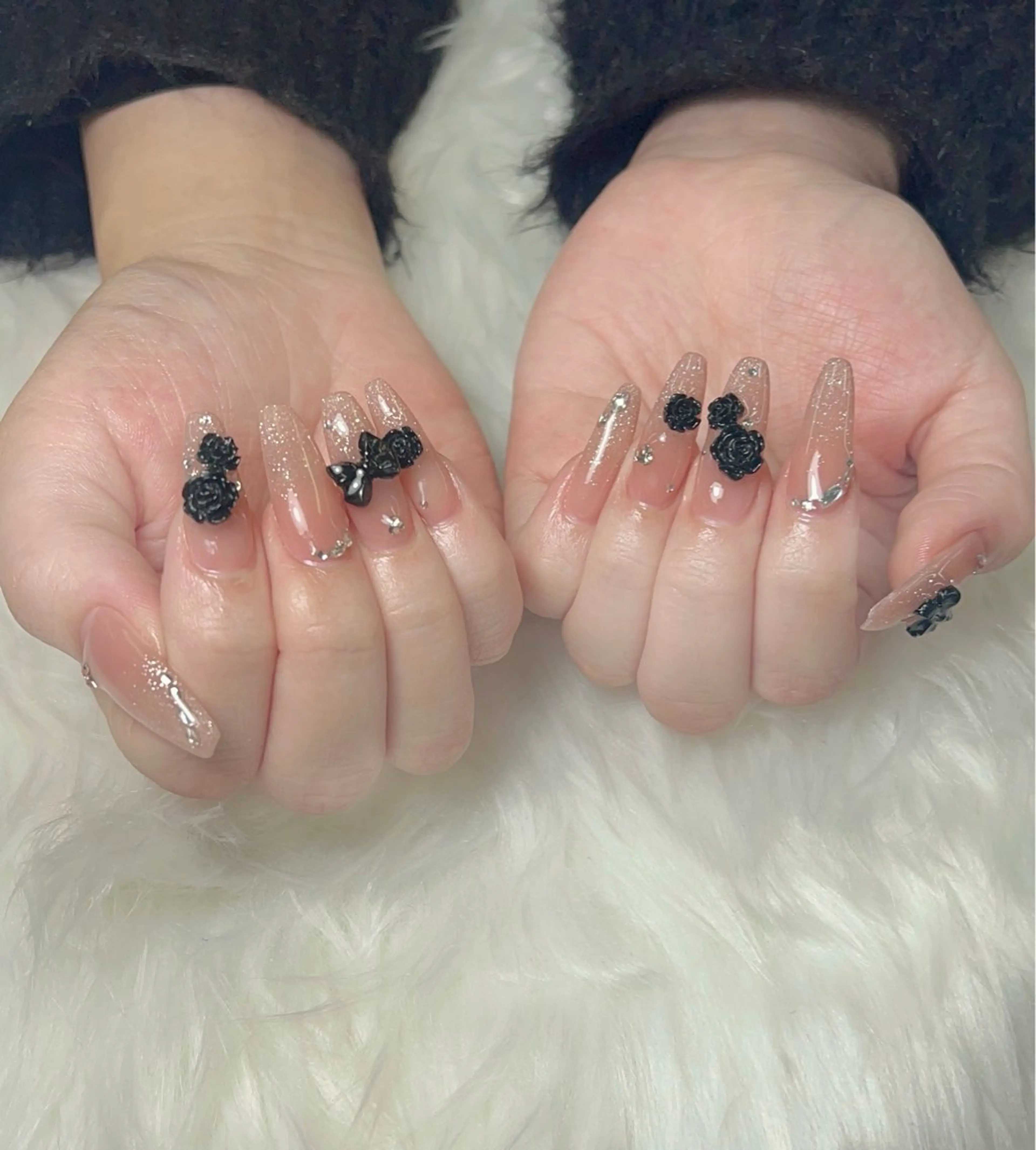 ネイル ジェルネイル ガーリー 韓国ネイル ニュアンスネイル シンプルネイル ハンドネイル KING_NAIL YUMIのネイルデザイン