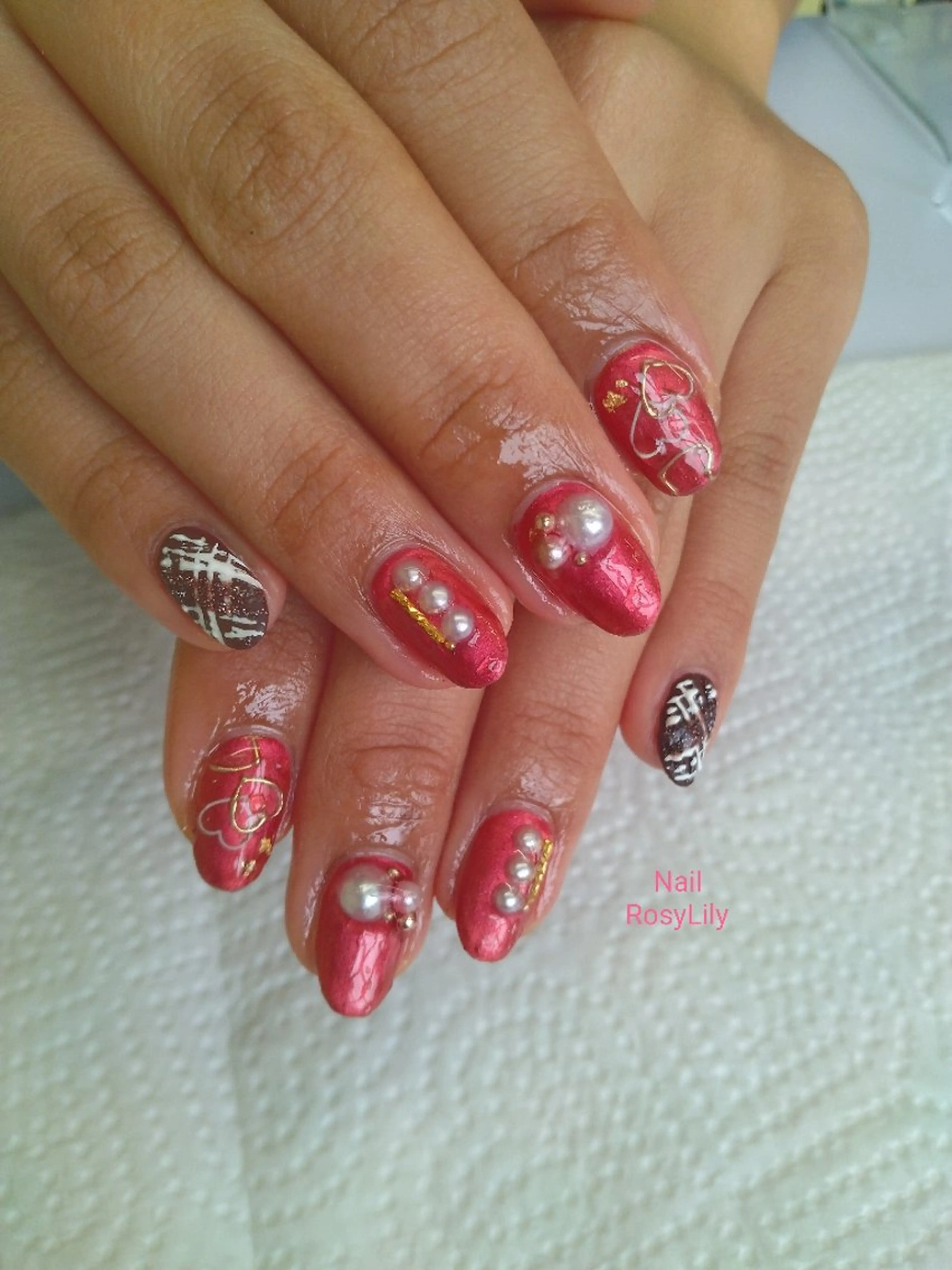 ネイル バレンタイン プライベートサロン Rosy Lilyのネイルデザイン