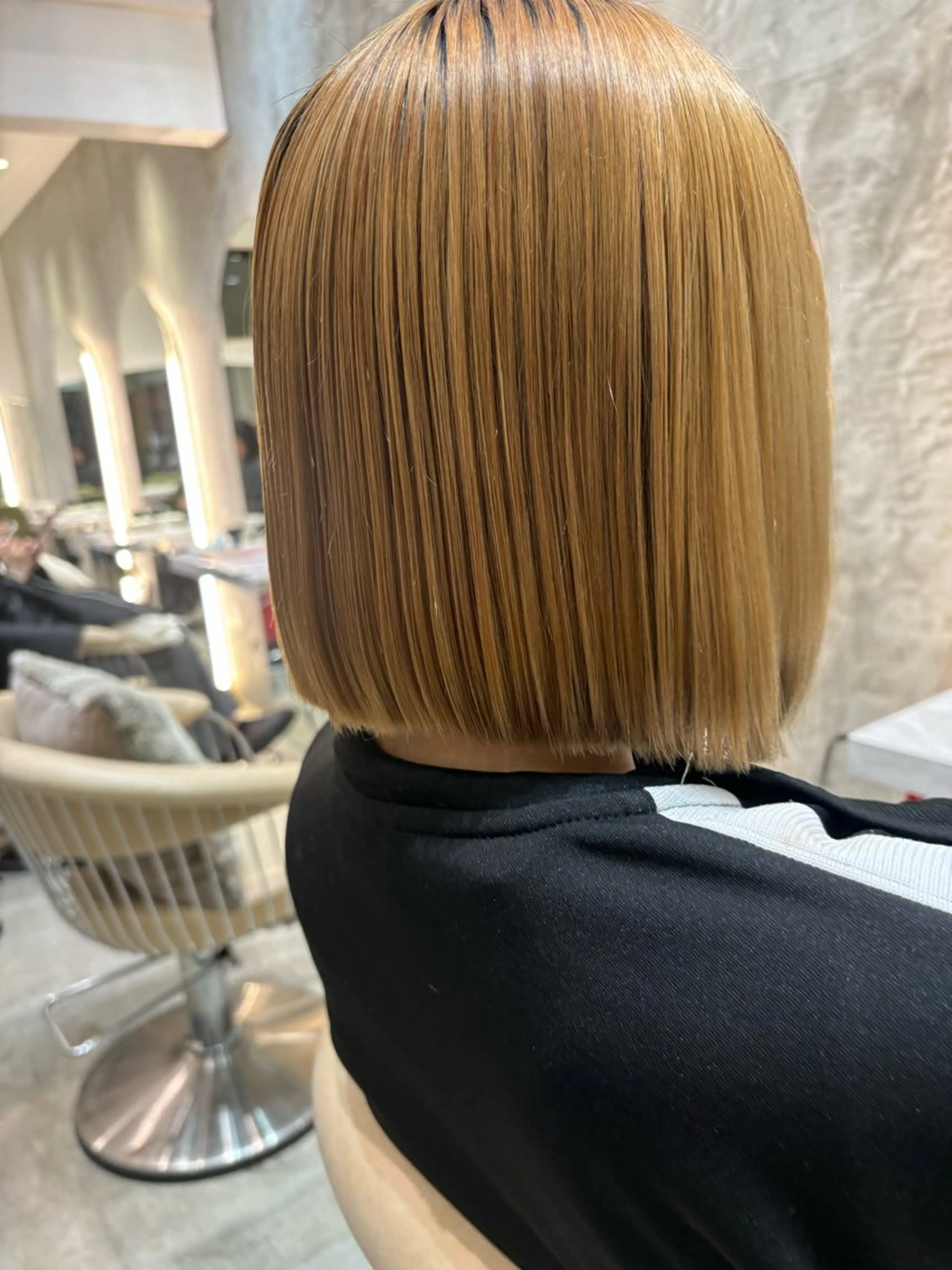 ショート 切りっぱなしボブ ボブ Londnaitre MAHOのヘアスタイル