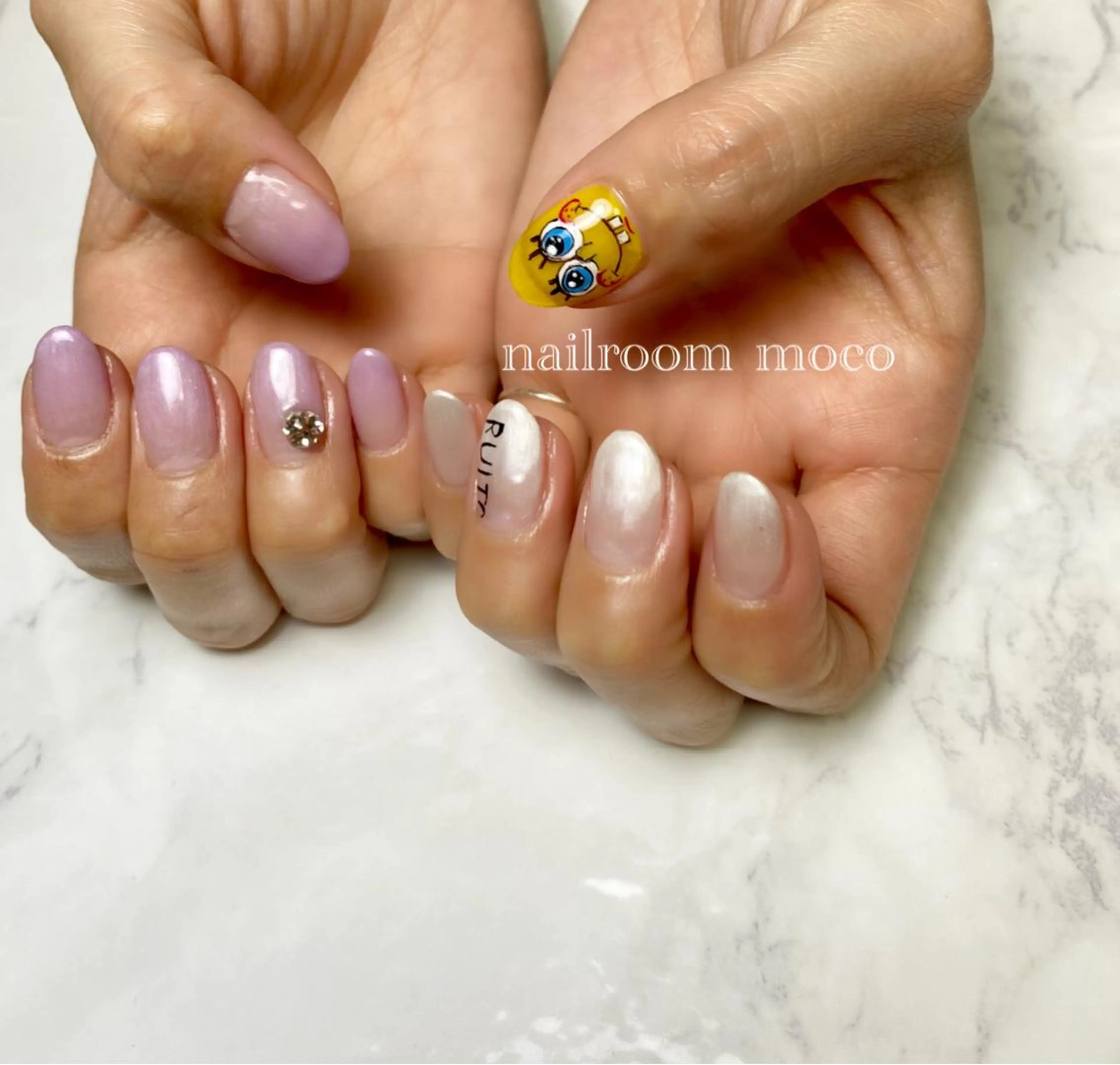 ネイル ハンドネイル nailroom mocoのネイルデザイン