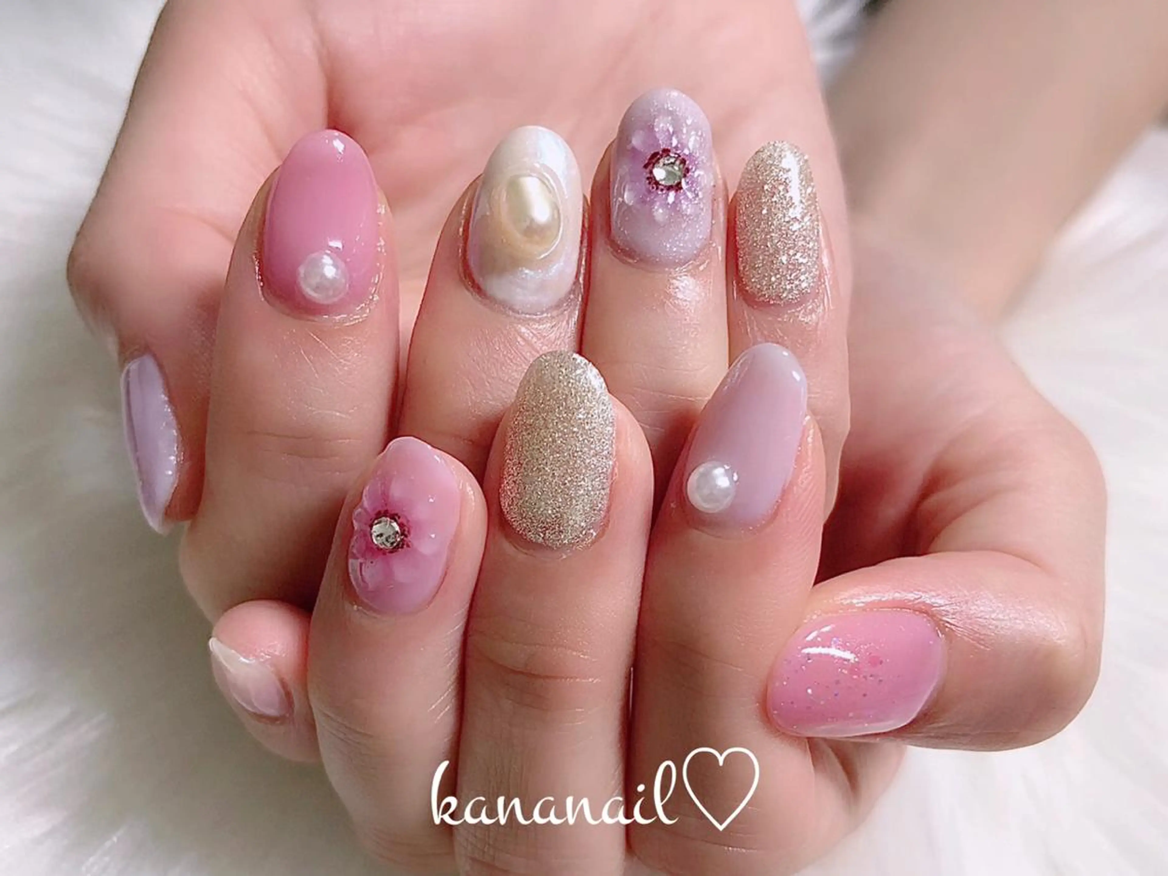 ネイル フラワーネイル ミディアムネイル ぷっくりネイル kananail ♡のネイルデザイン