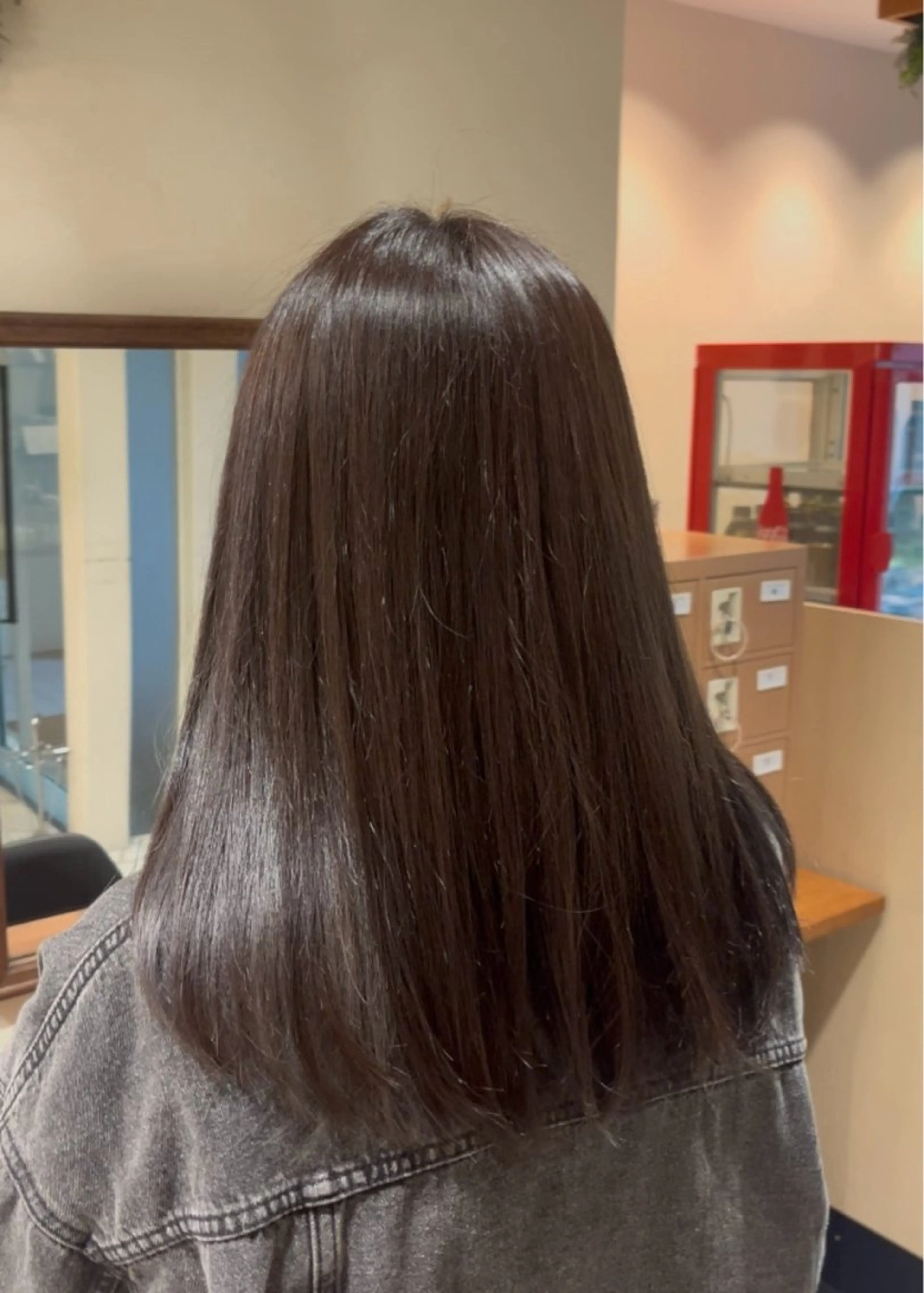 ミディアム 髪質改善 トリートメント カット ヘアカラー 山口 陸のヘアスタイル